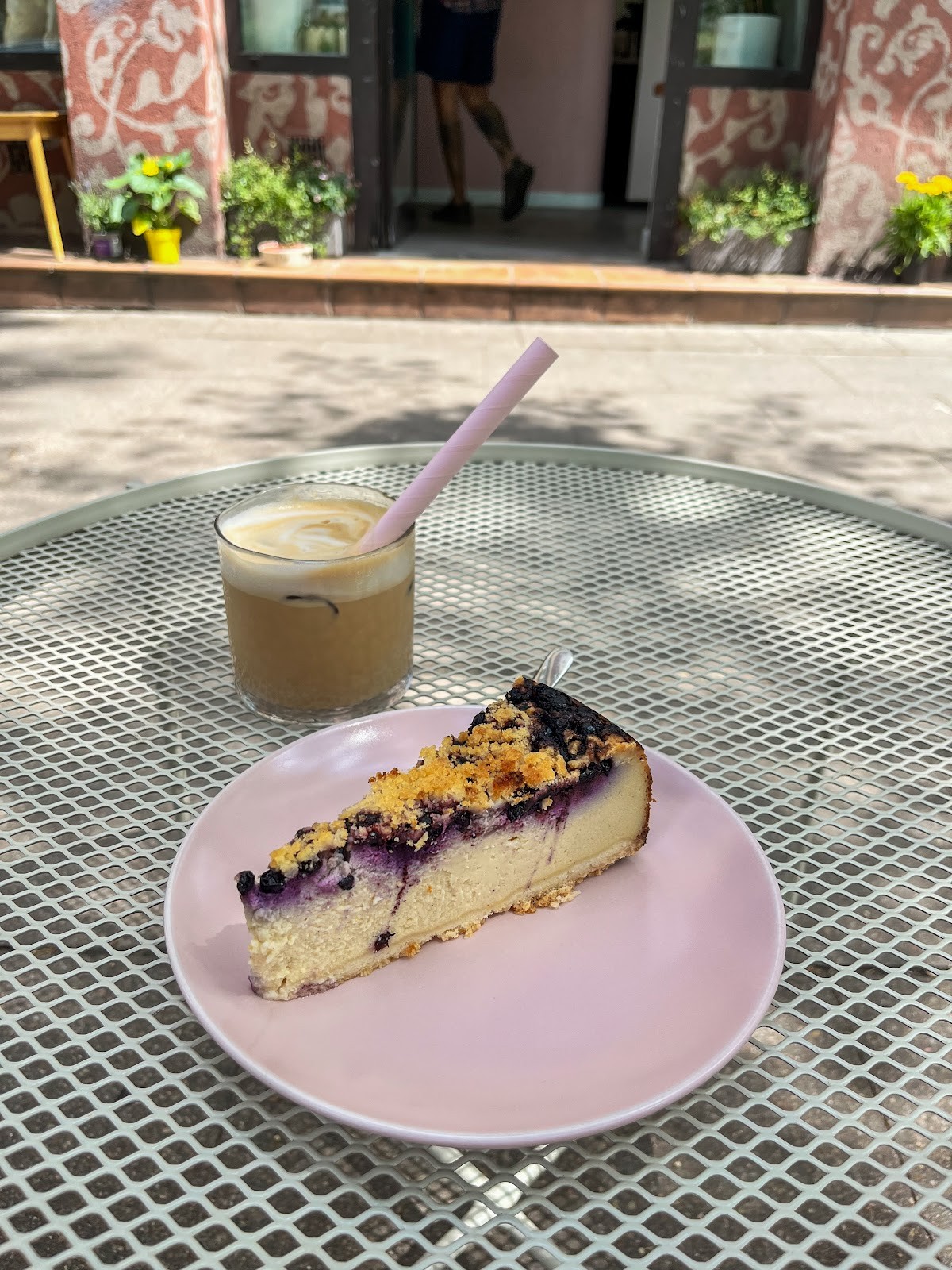 Lewandi: food & drinks