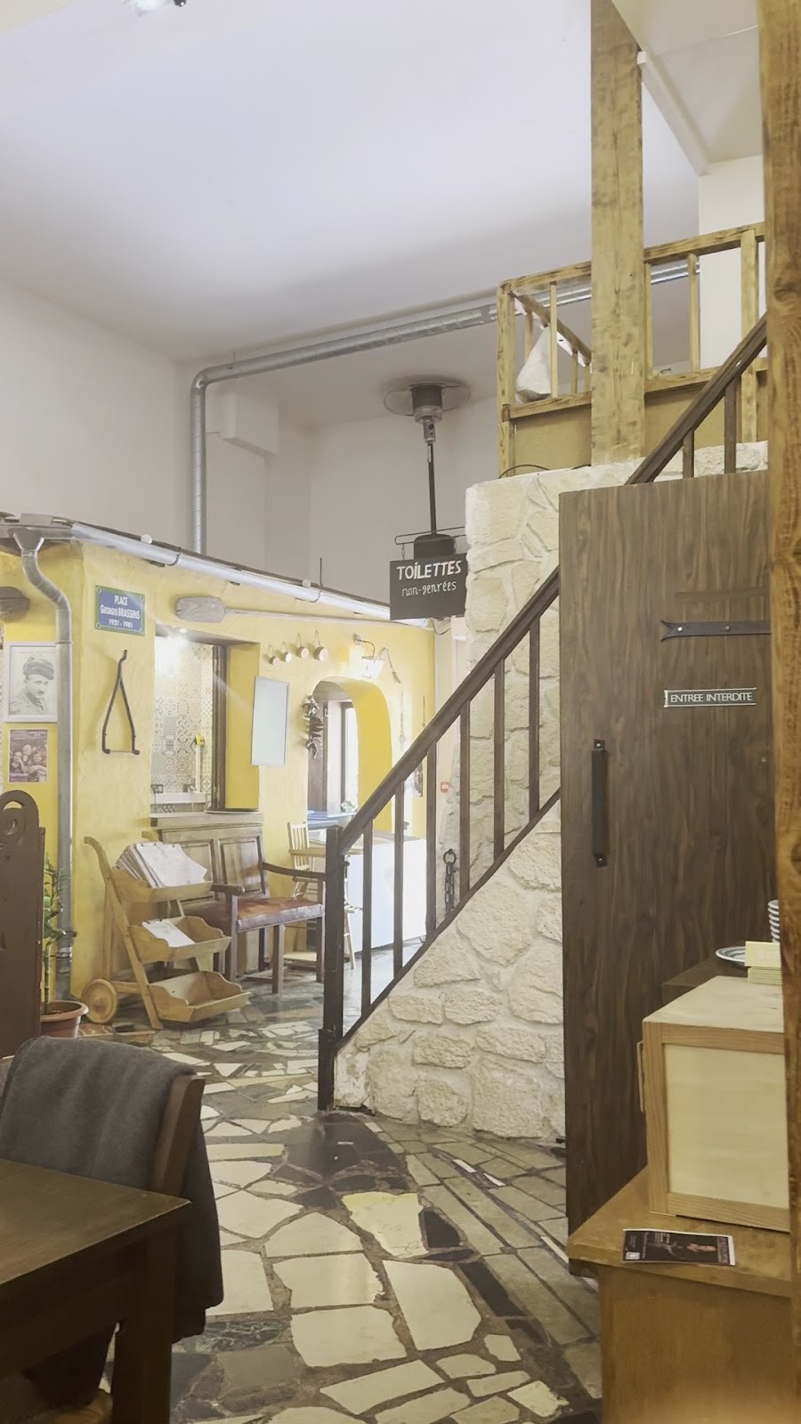 Chez Funda - Le Village: the place