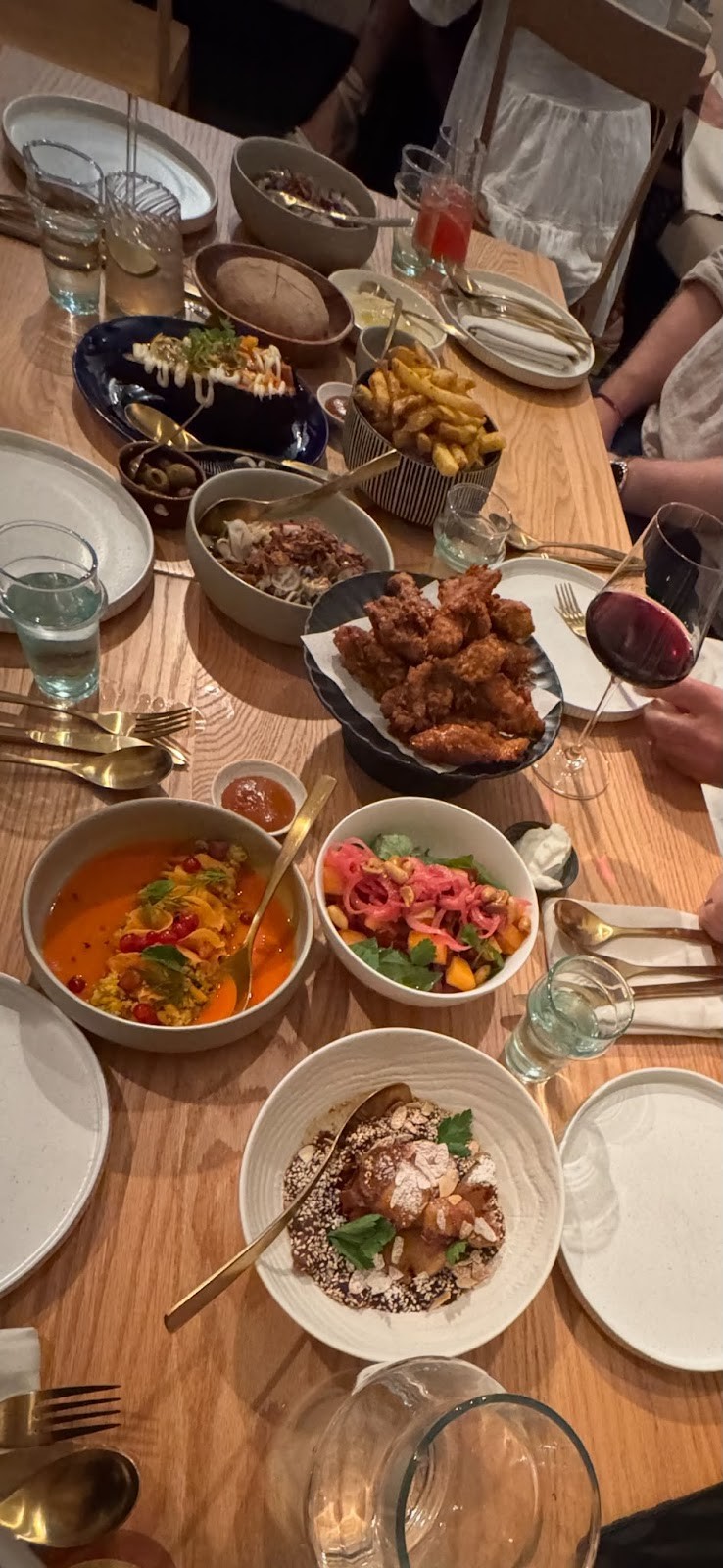 DAR Restaurant & Cocktail Bar: food & drinks