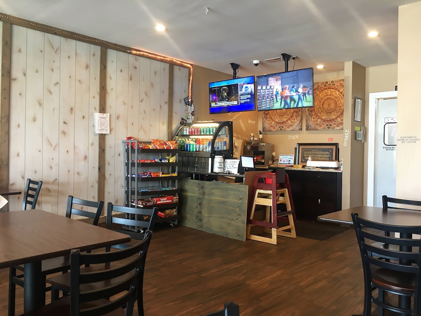 Boon Cafe' (Fusion Restaurant): the place