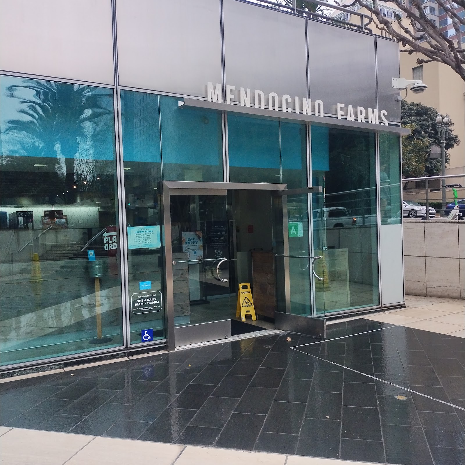 Mendocino Farms: the place