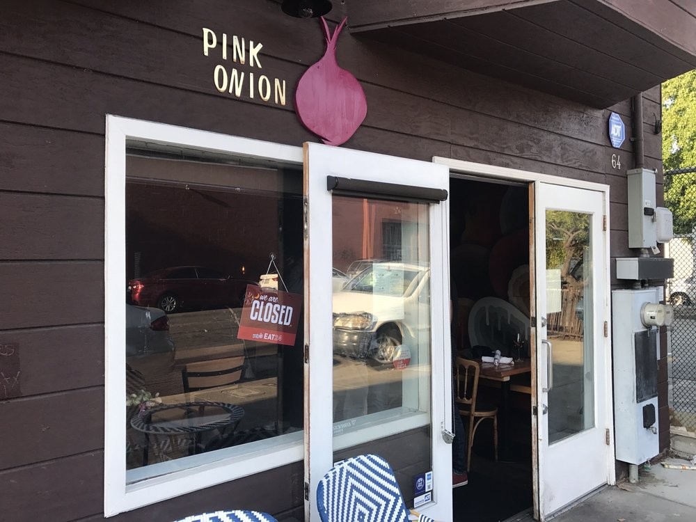 Pink Onion: the place