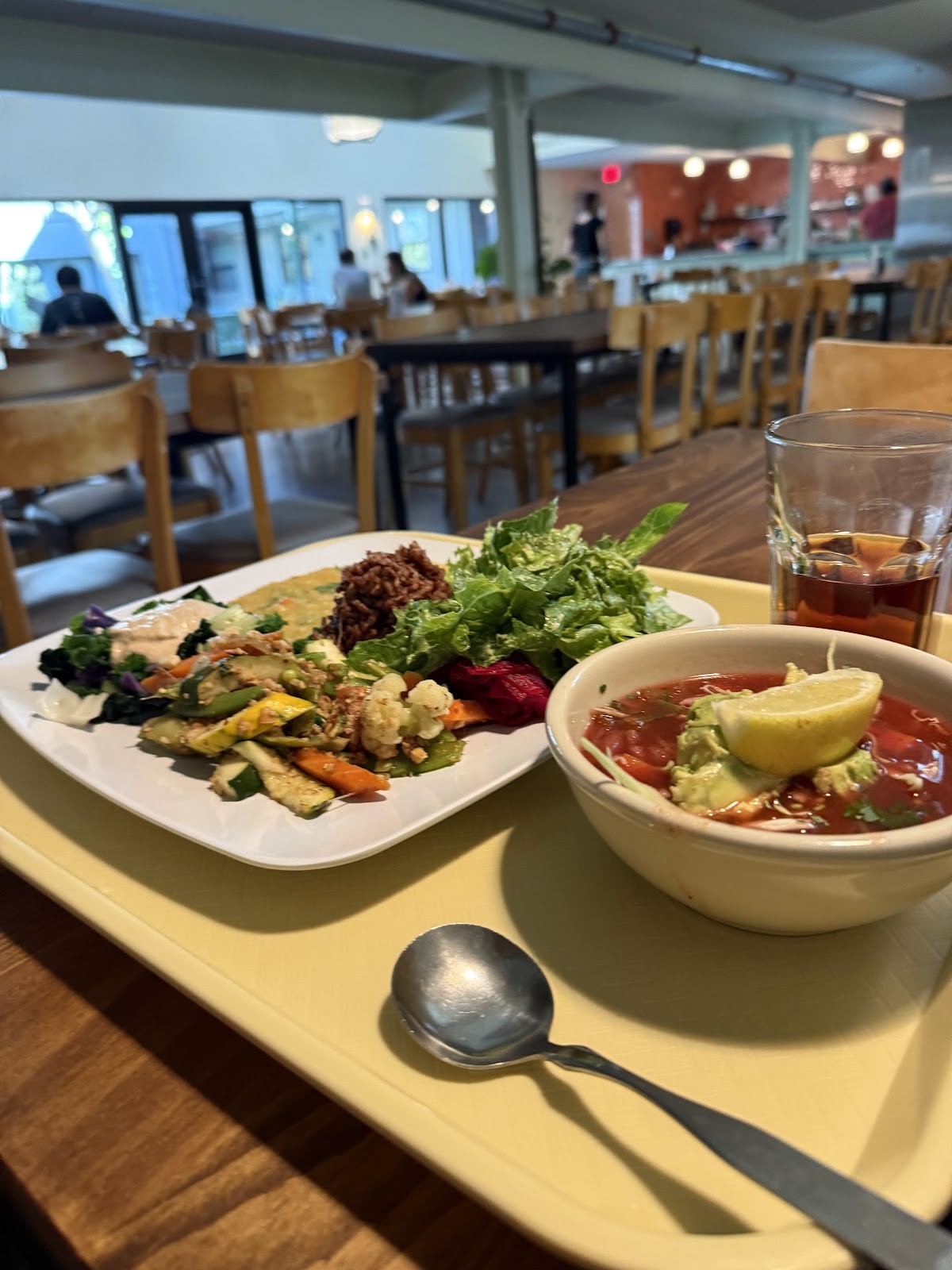 Casa de Luz East: food & drinks