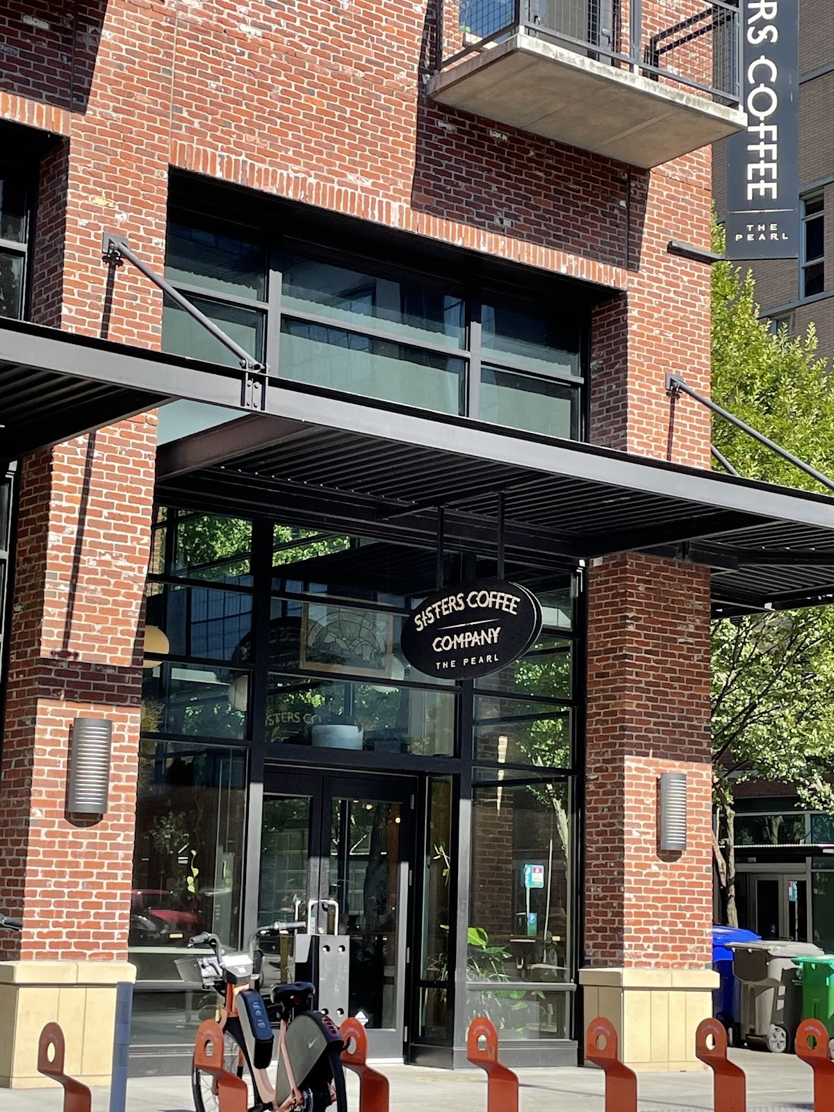 Sisters Coffee Company in The Pearl District: the place