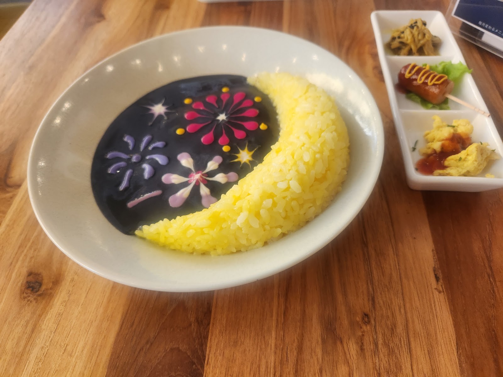 Vegan Cafe PQ's: food & drinks