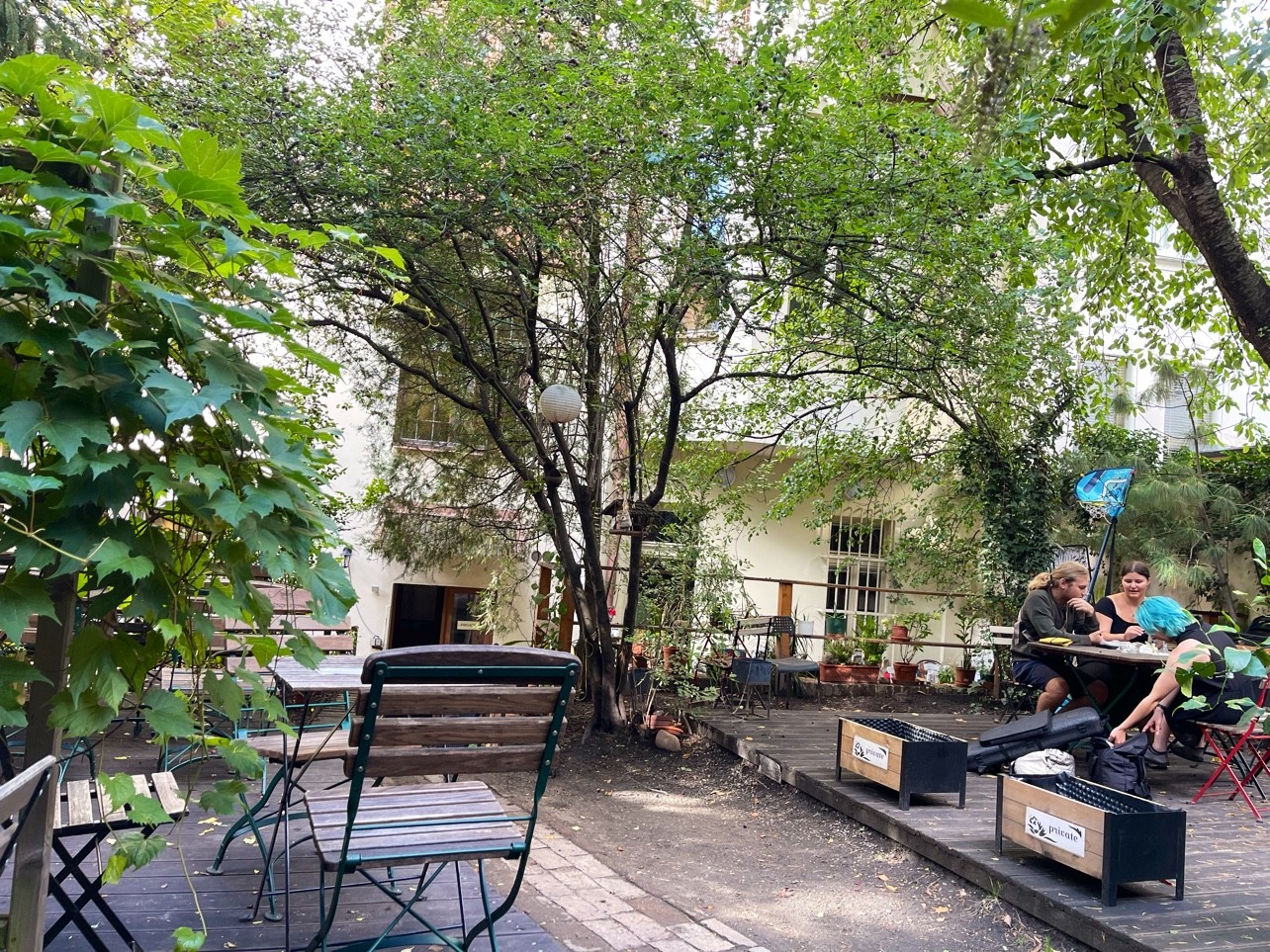 Kavárna Čekárna: the place