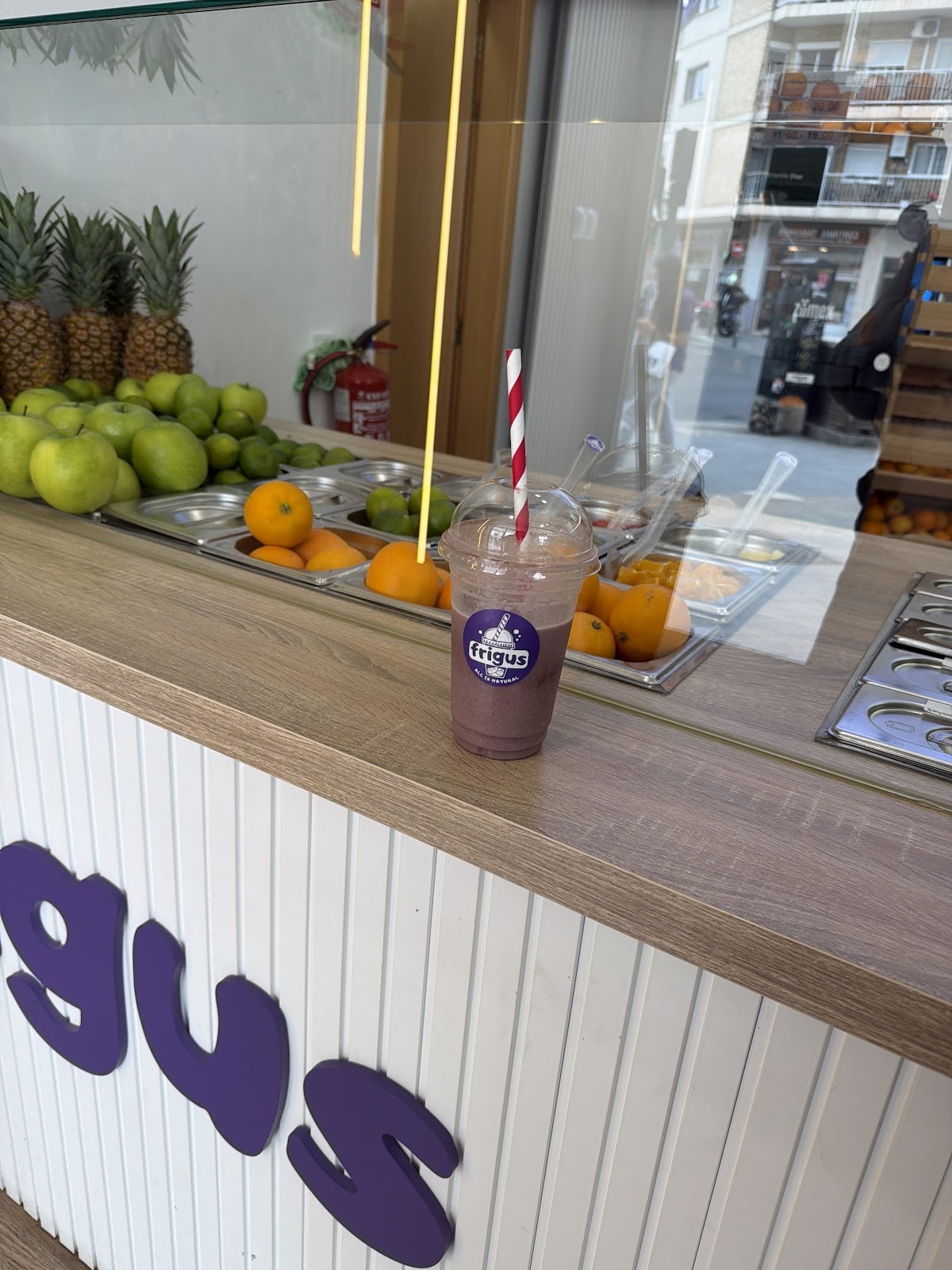 Frigus – Smoothies, Zumos Naturales, Açaí & Gofres en Valencia: the place