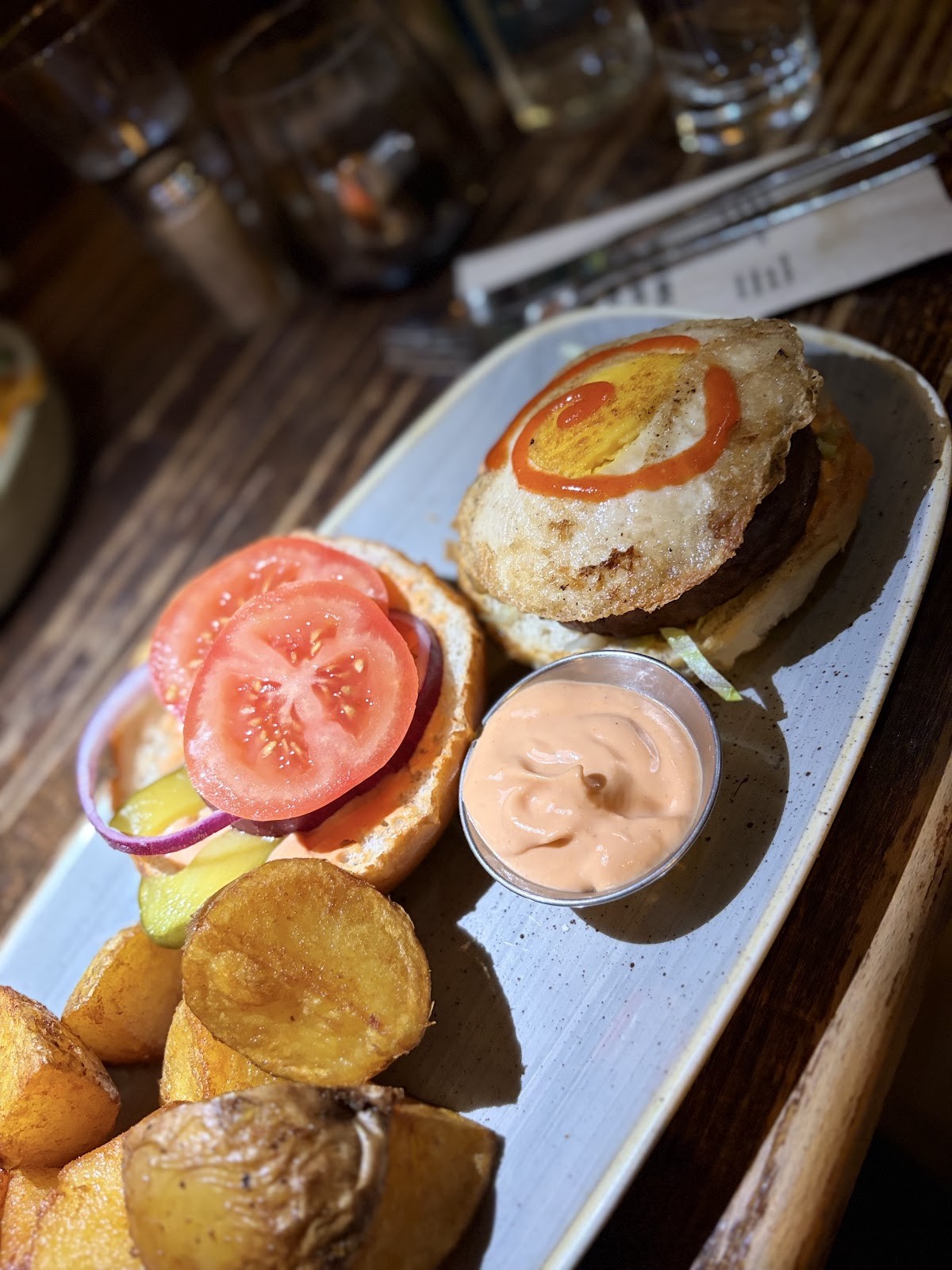Kuli Alma: food & drinks