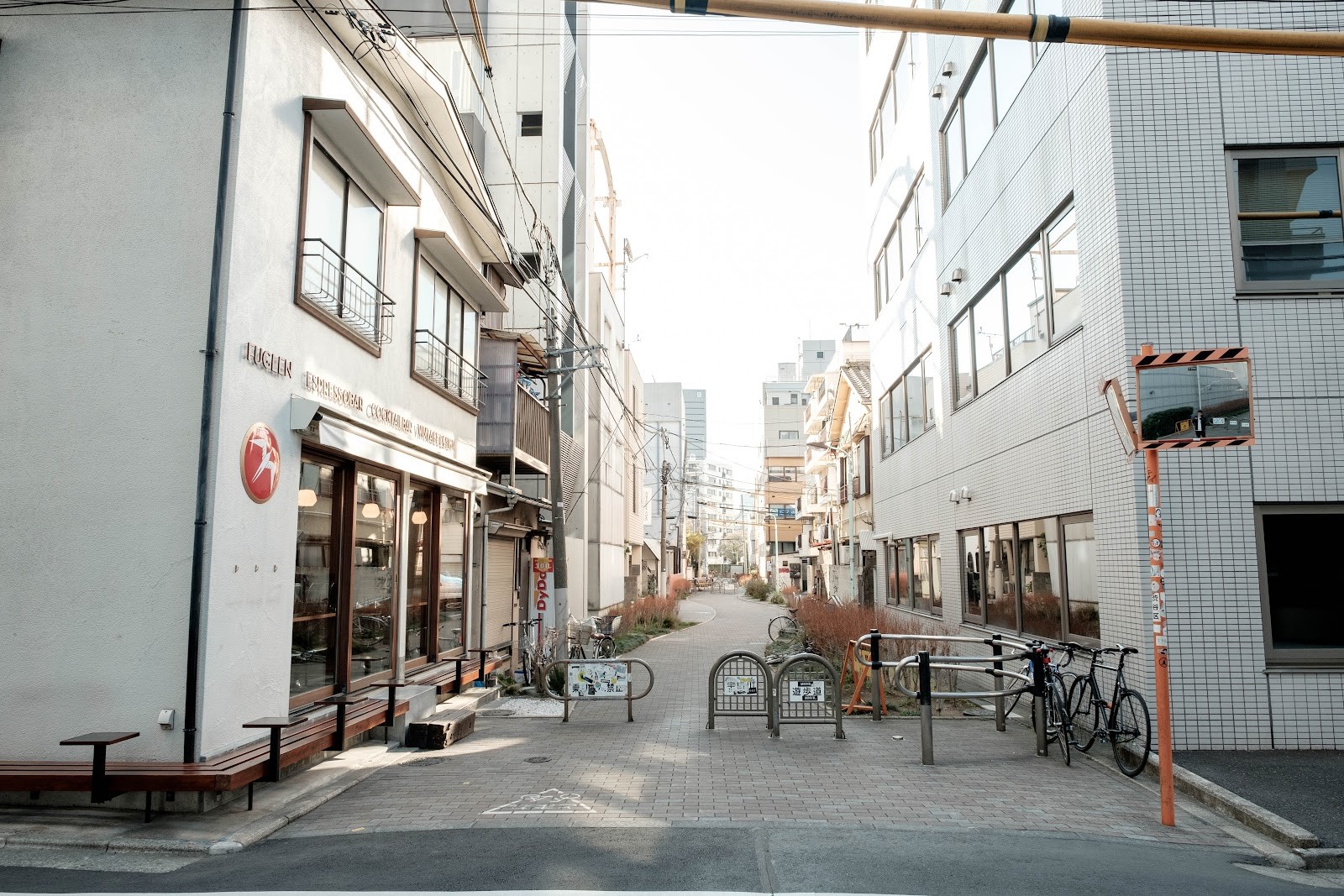 Fuglen Tokyo: the place