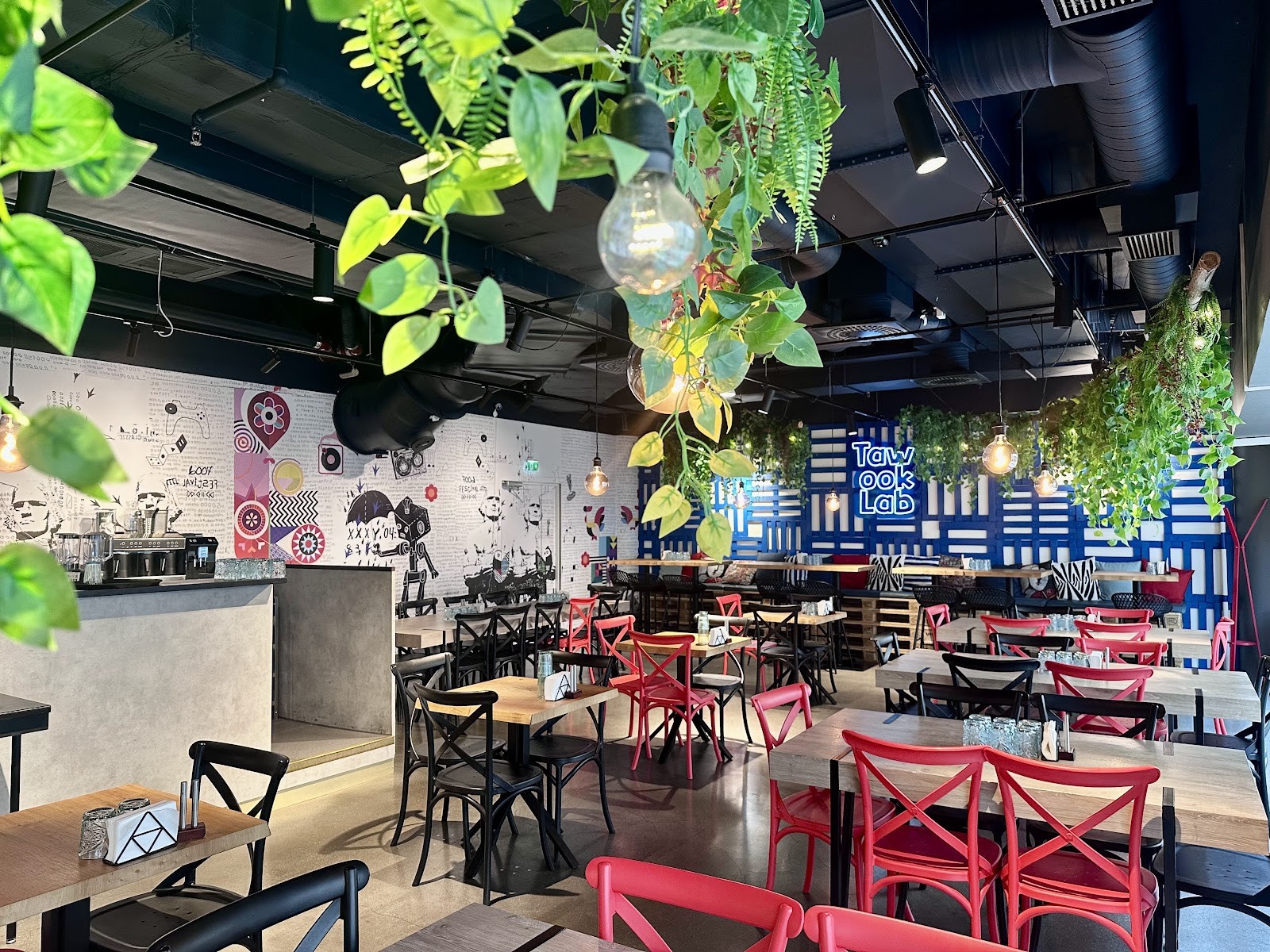 Tawook Lab Kluuvi: the place