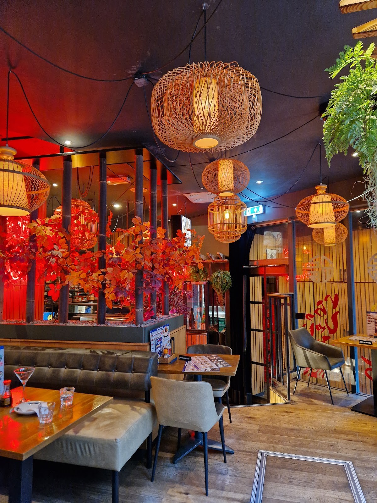 Takumi Tonkotsu Ramen and Sushi Amsterdam Centraal: the place