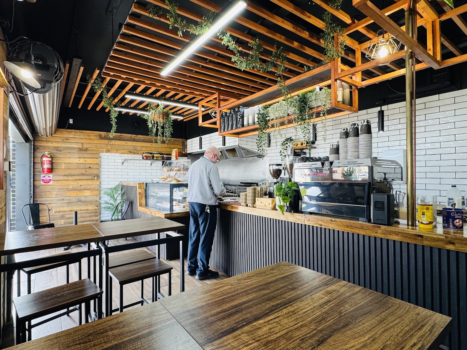 Cab's Cafe: the place