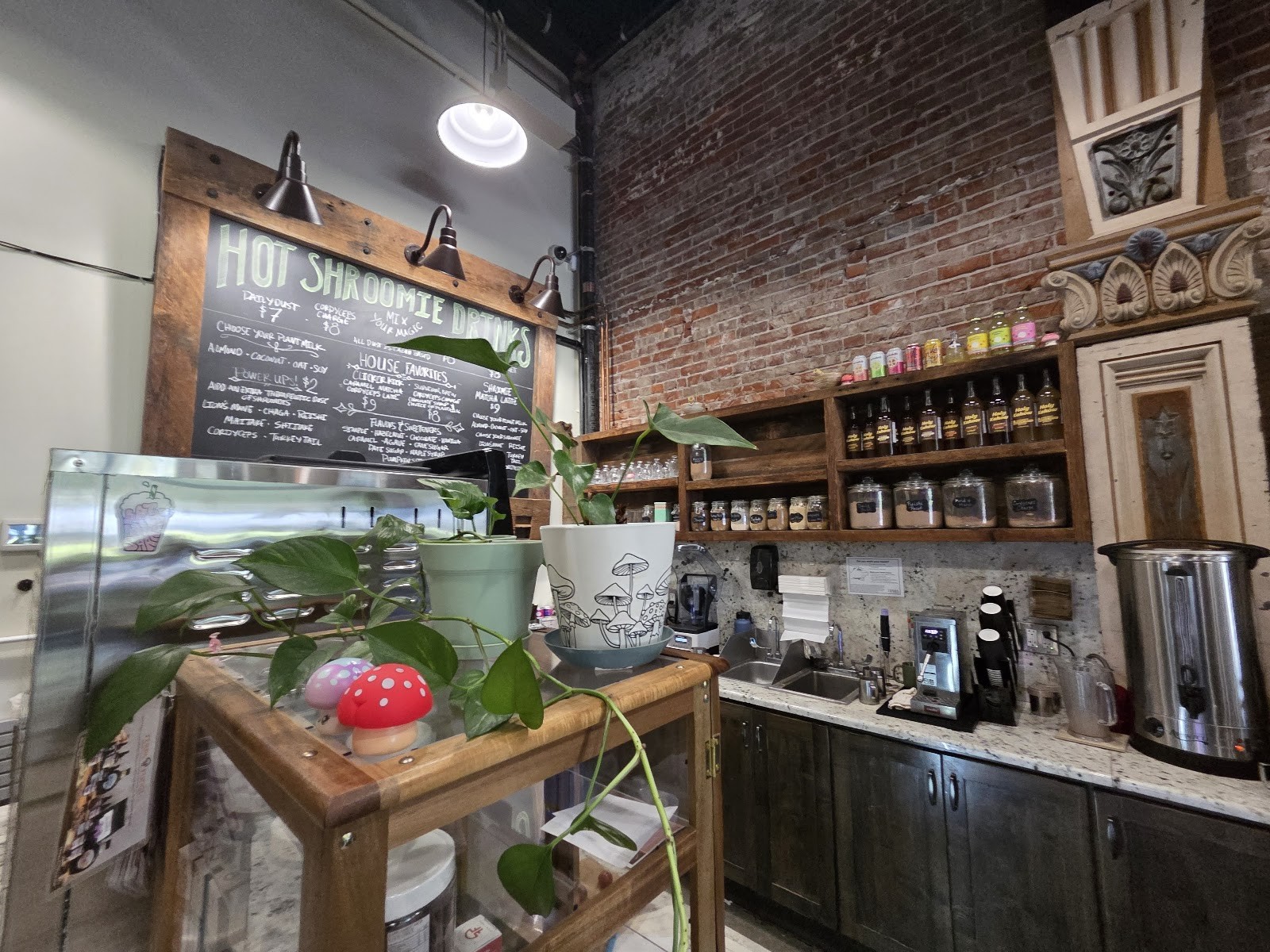 The Dusted Cup: the place
