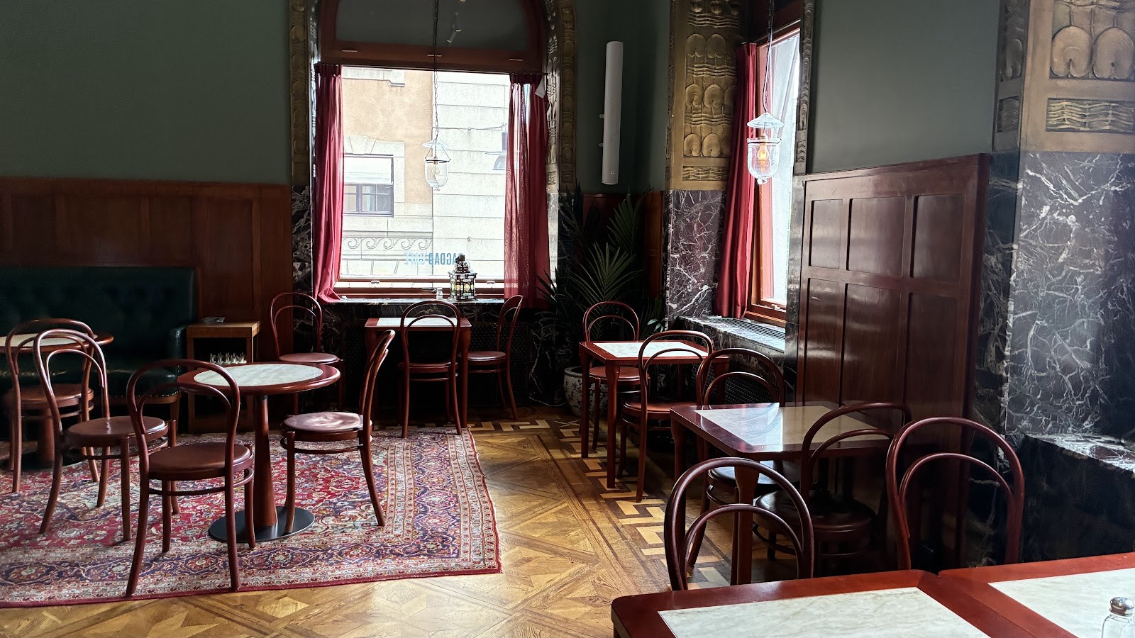 Bagdad Café: the place