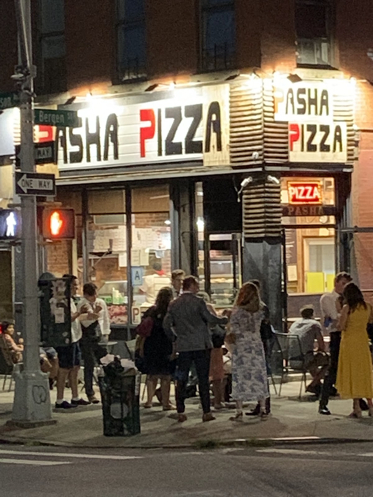 Pasha Pizza: the place