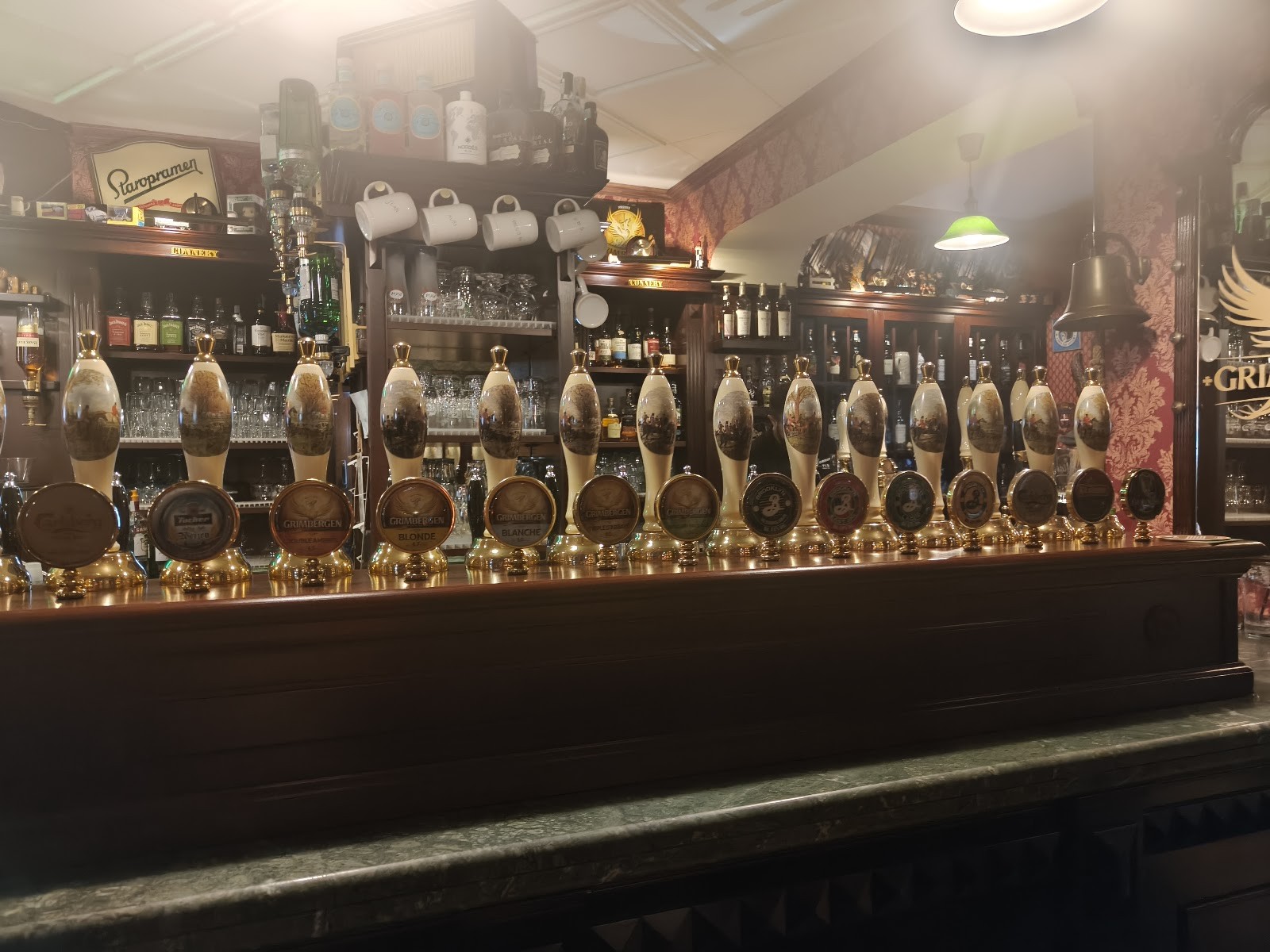 Connery Pub: the place