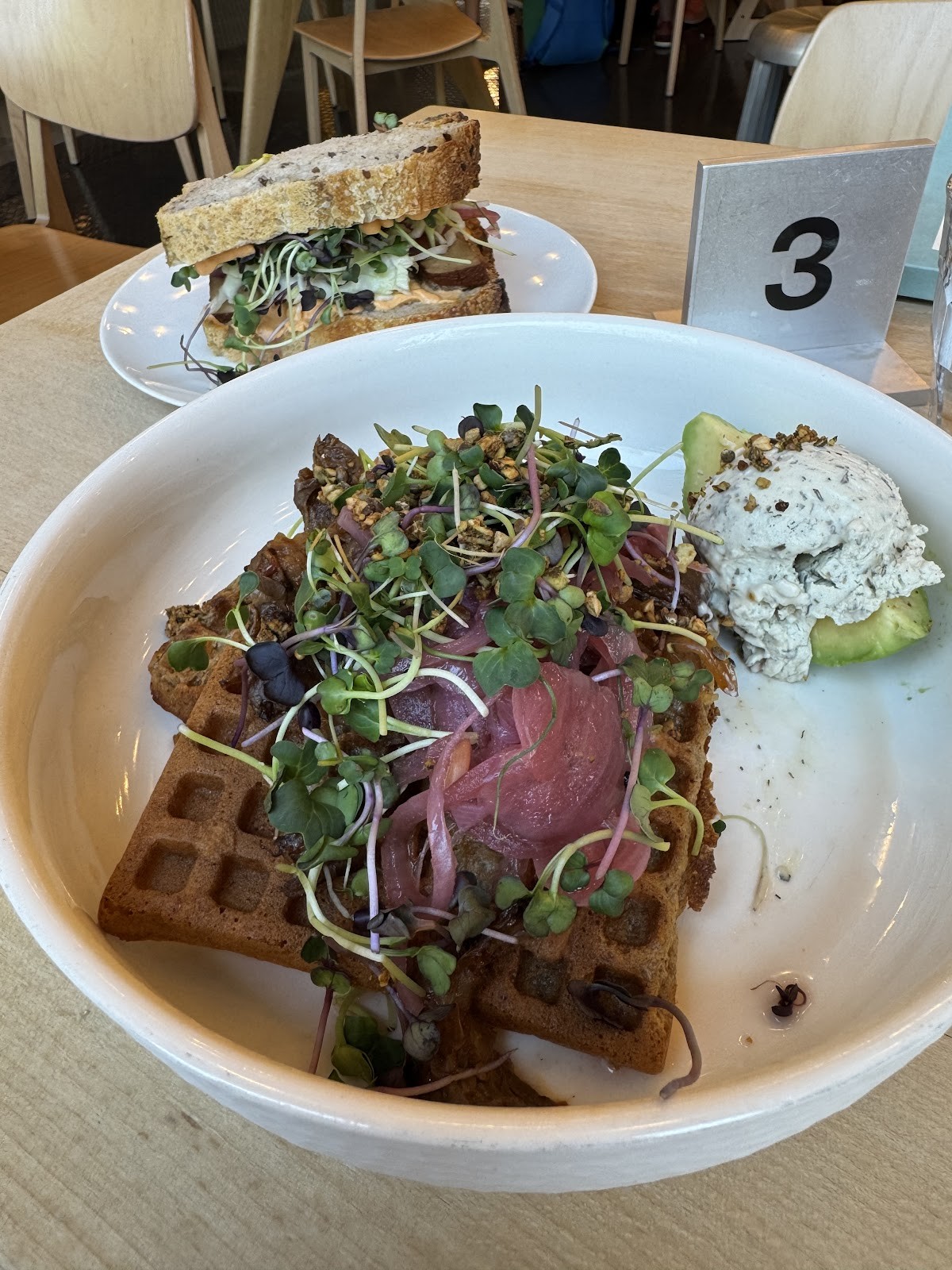 Roots: food & drinks