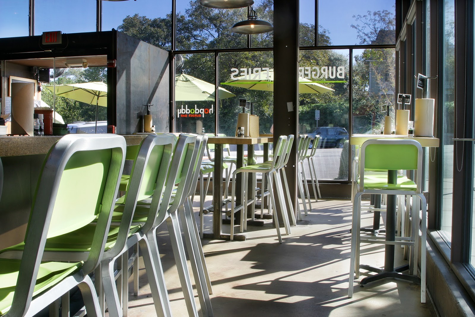Hopdoddy Burger Bar: the place