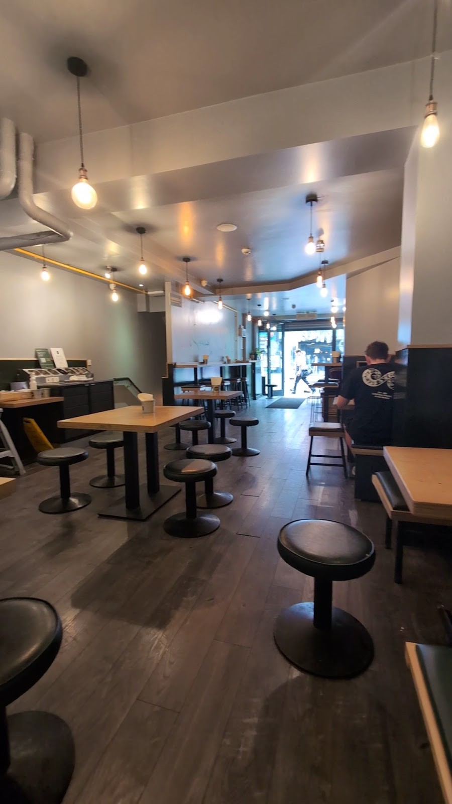 Umi Falafel - Mary St. - Dublin 1: the place