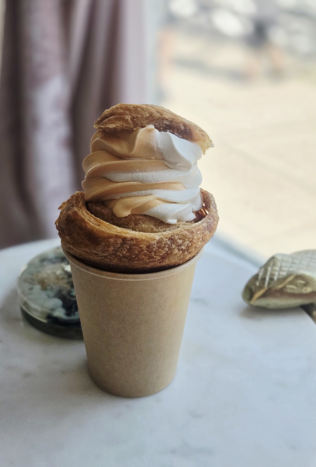 Crust Vegan Bakery: food & drinks