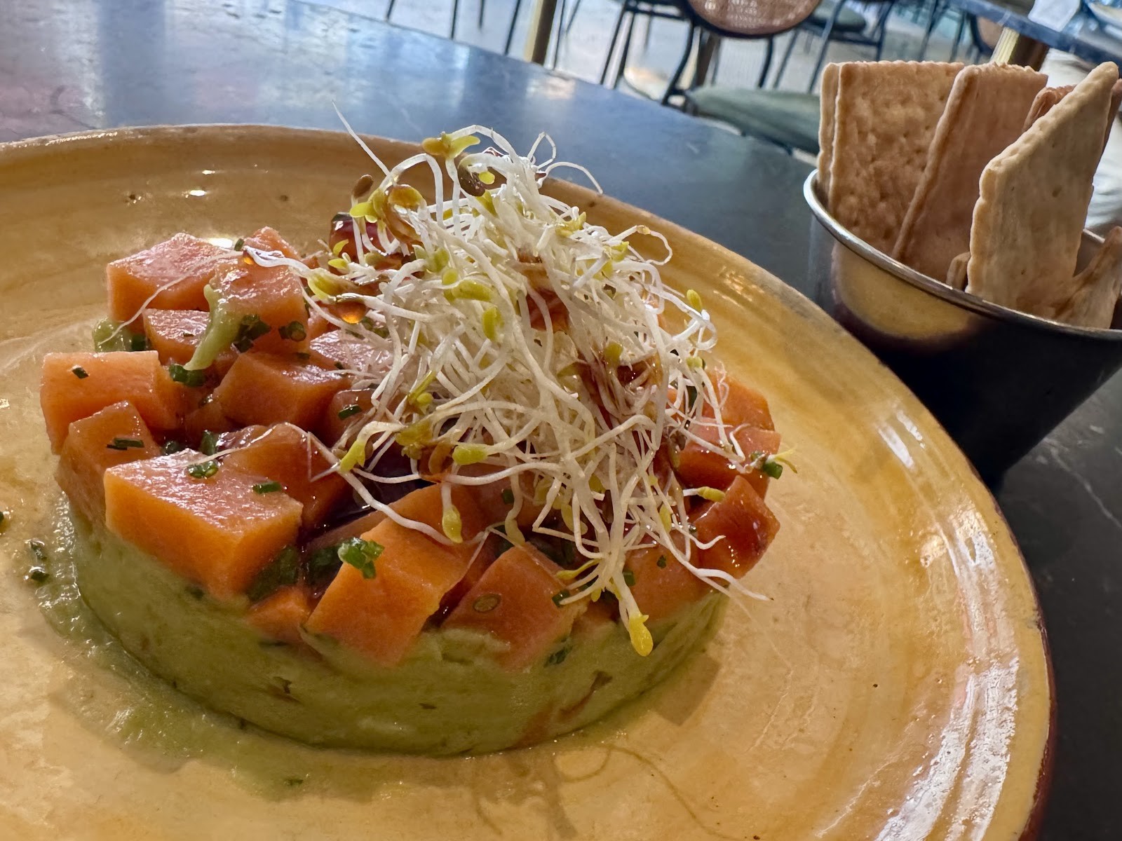 VELADA - Tapas Plant-Based y Cócteles en Barcelona: food & drinks