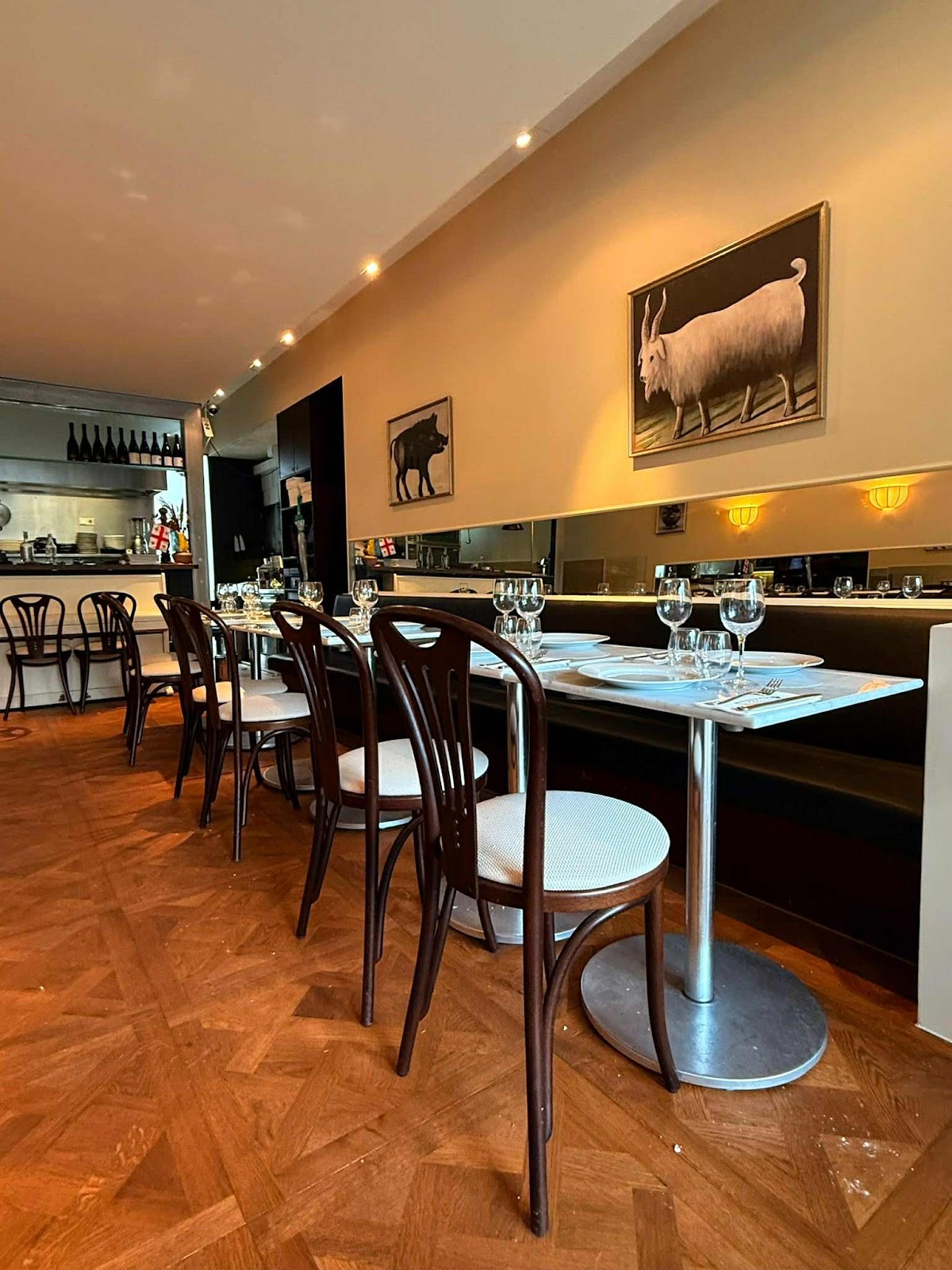 Batoni Khinkali: the place