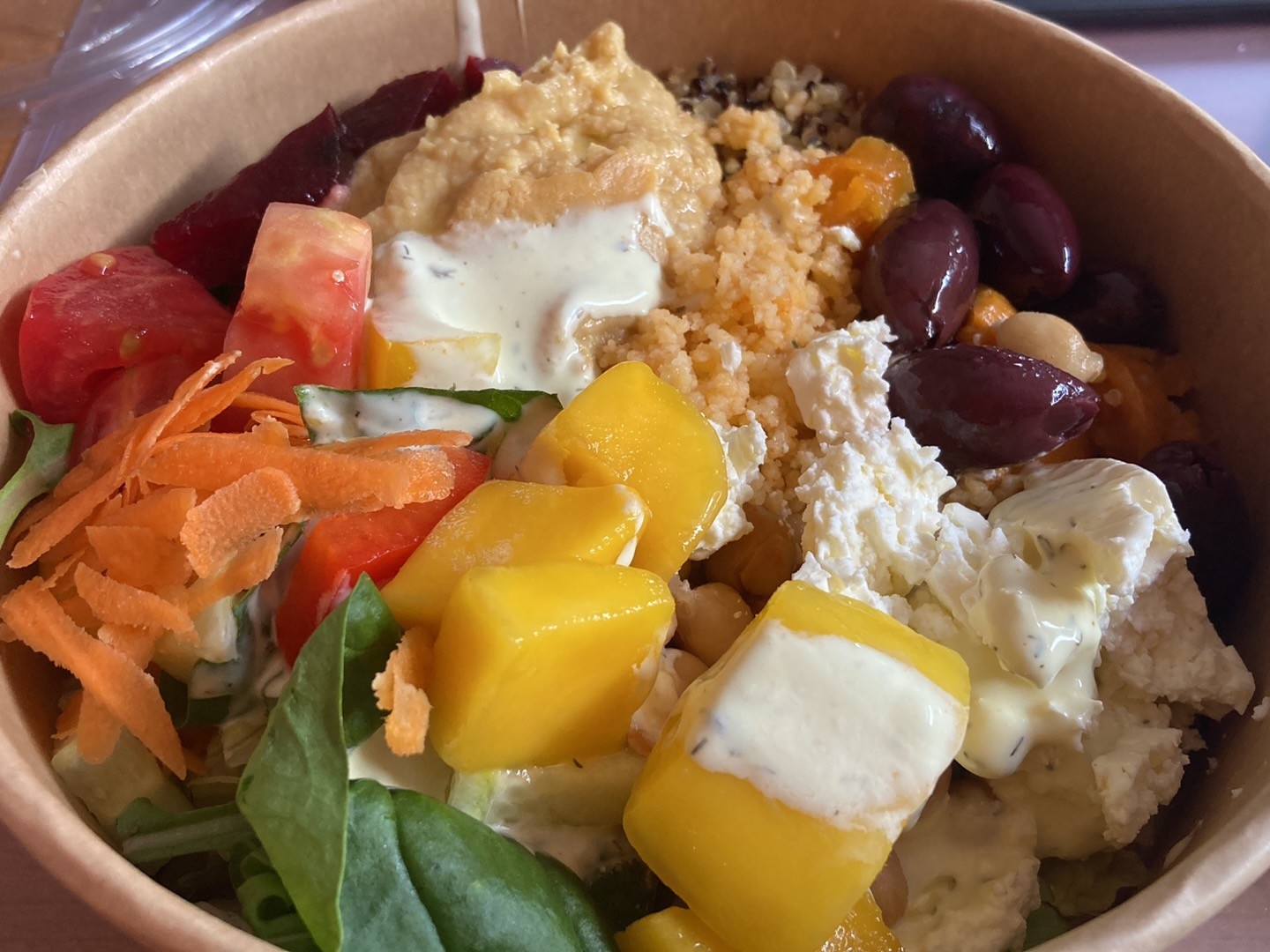 Milos Kitchen Vegan und vegetarische Speisen: food & drinks