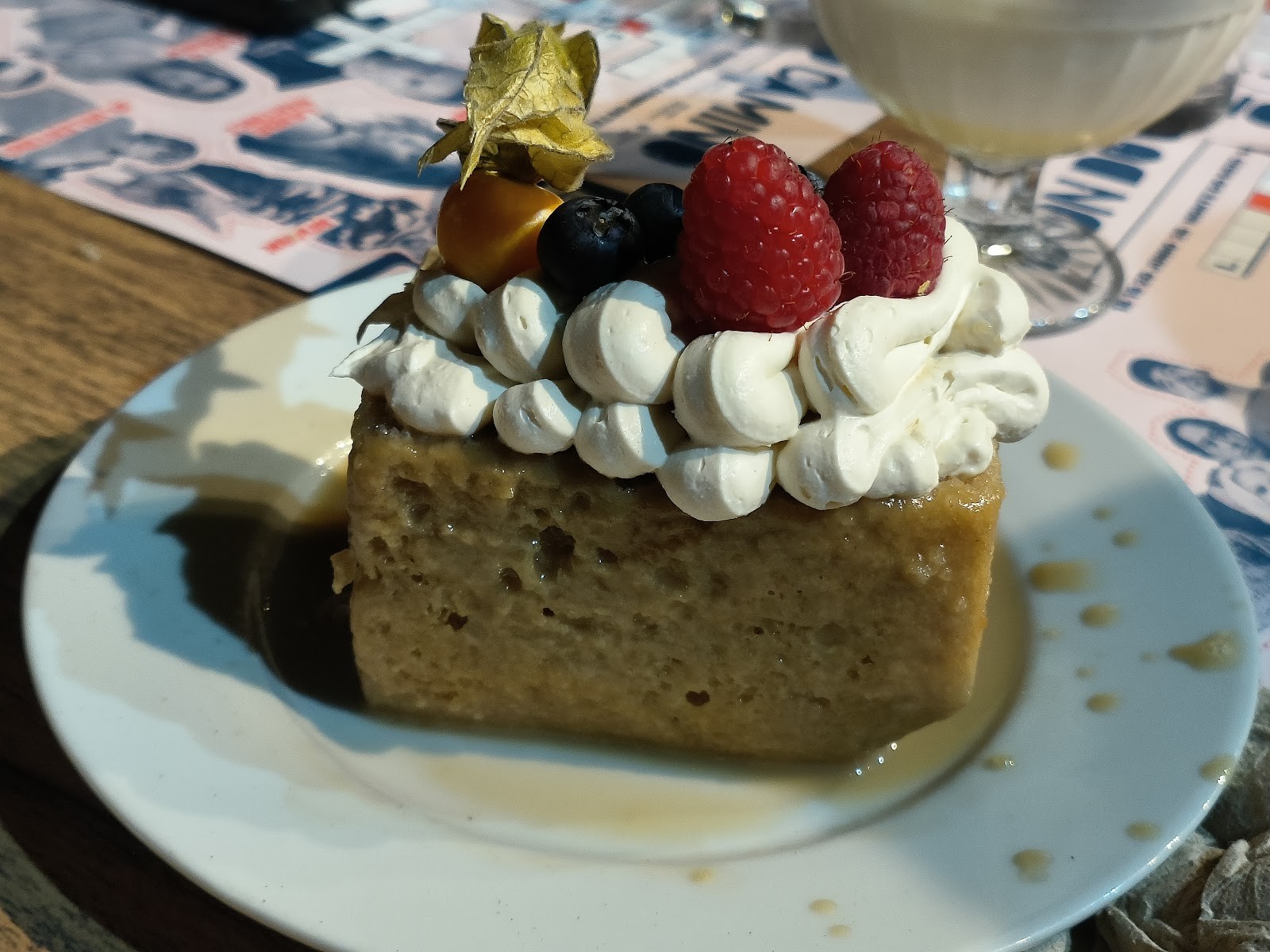 Los Andenes Puerta de Toledo: food & drinks