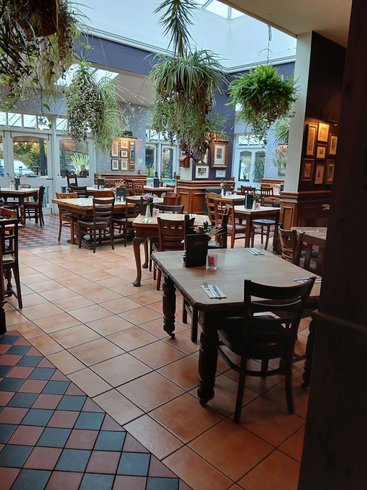 The Metropolitan: the place