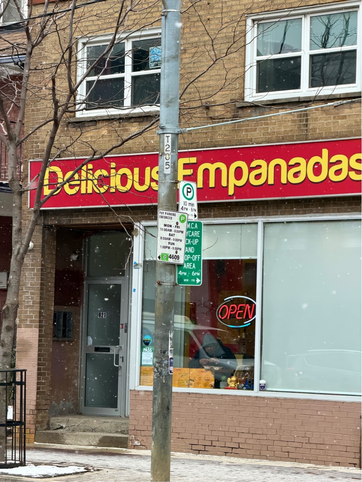 Delicious Empanadas CAFE: the place