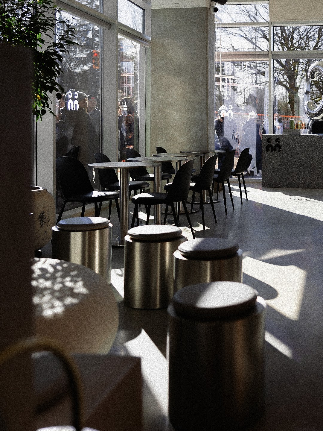 C Market Coffee (Main St.): the place