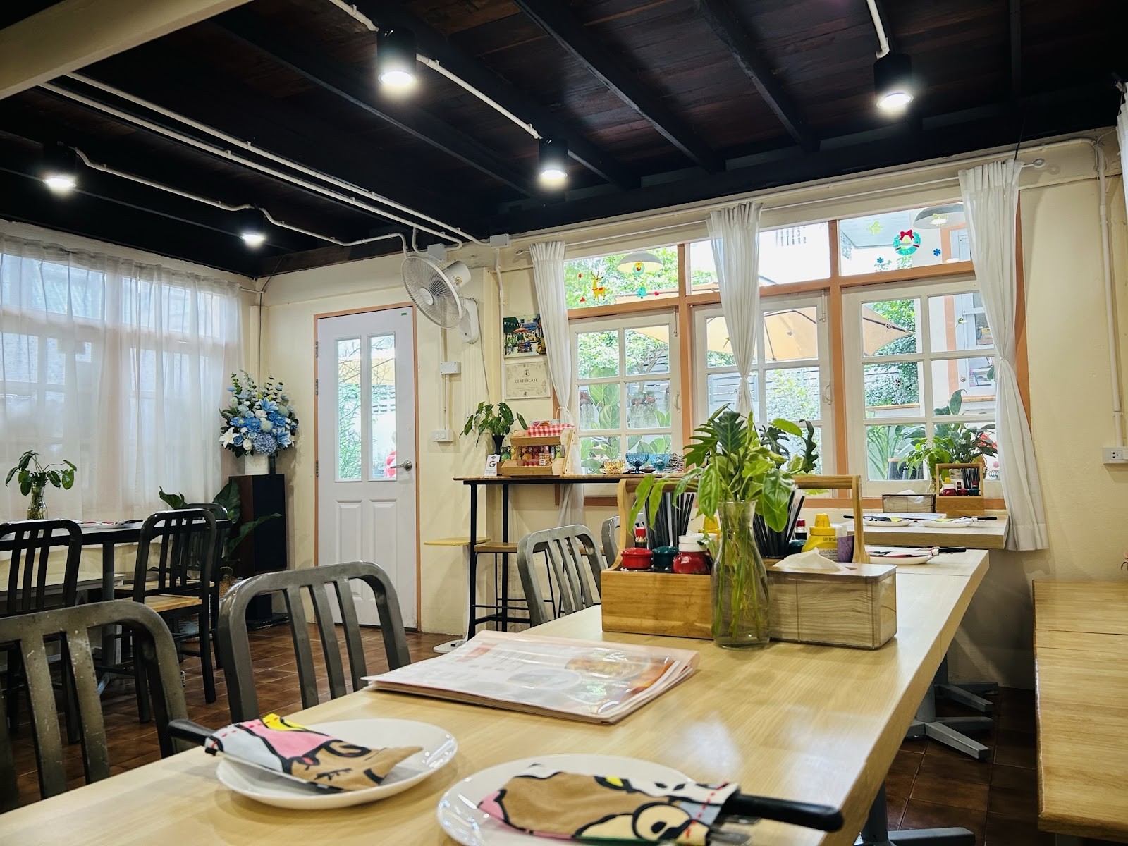810 PIZZA CAFE: the place