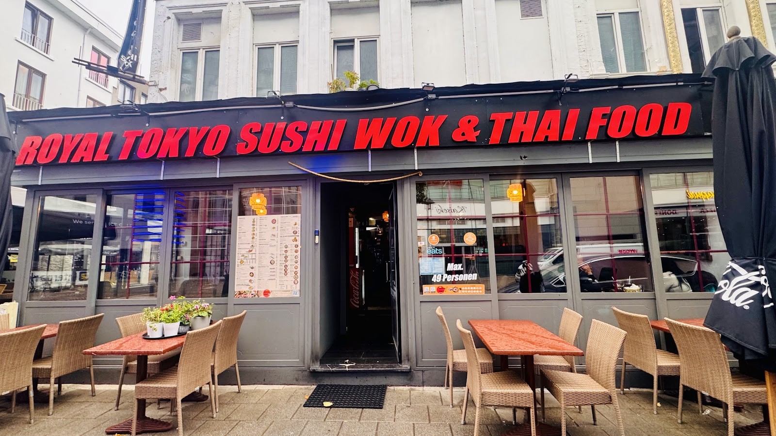 SUSHI ROYAL TOKYO: the place