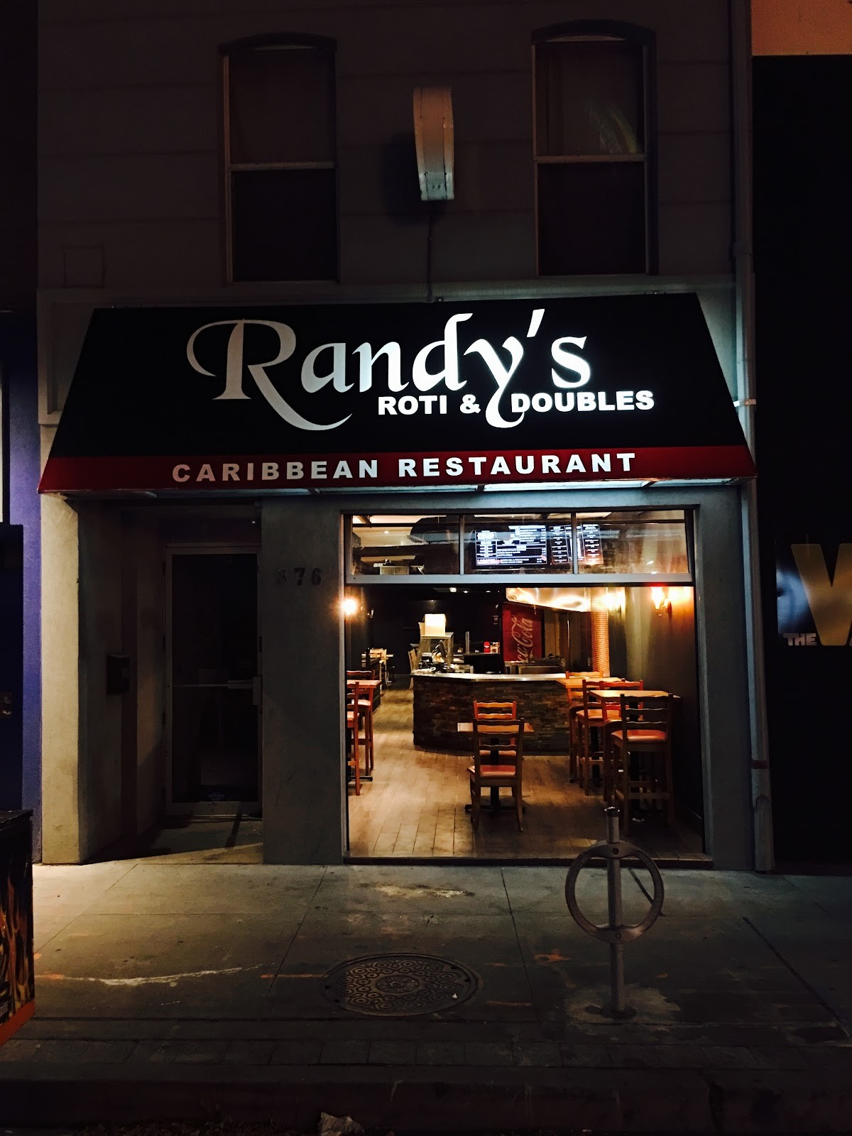 Randy's Roti and Doubles: the place