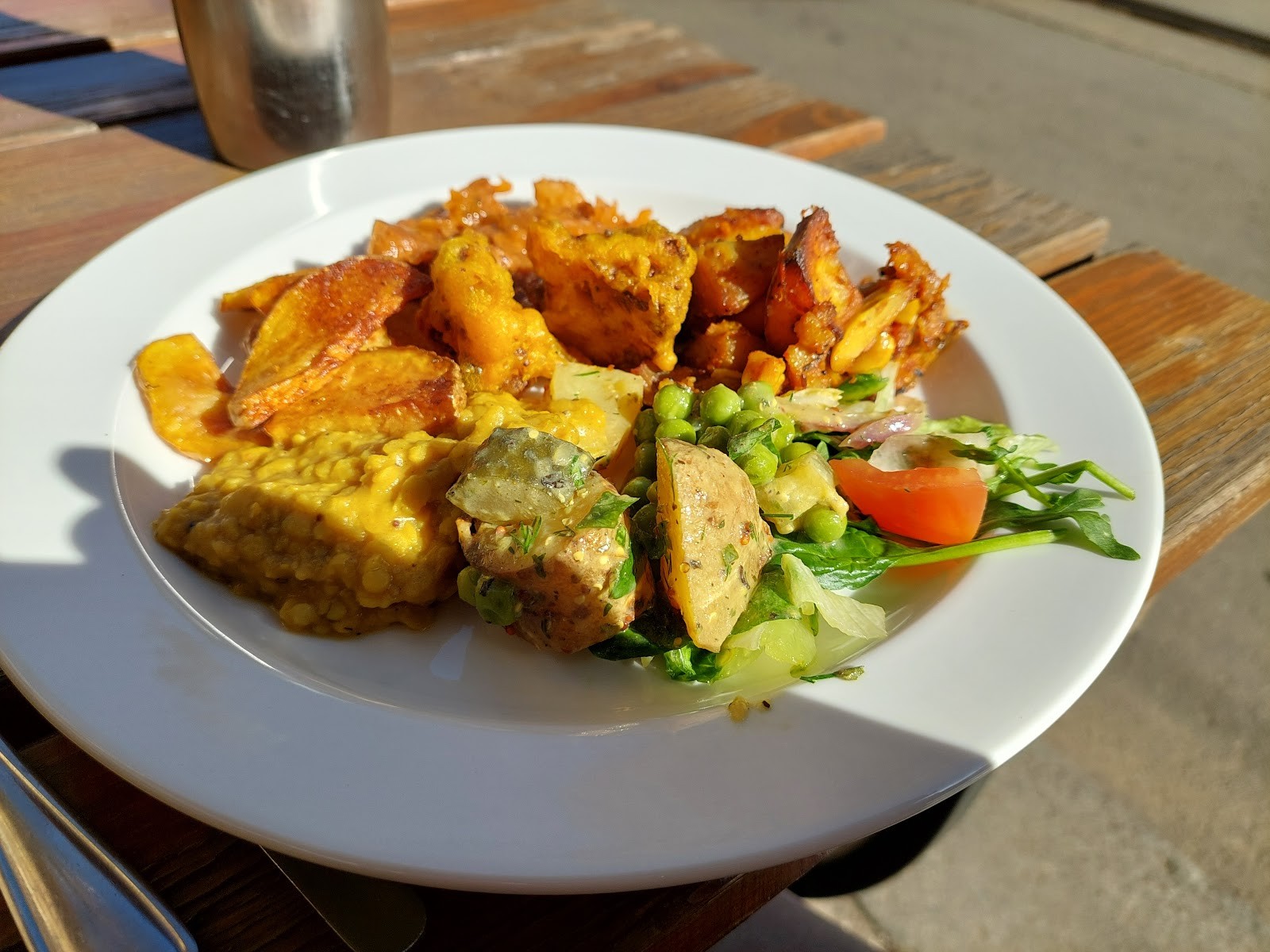 Sandokan Vegan Bistro: food & drinks