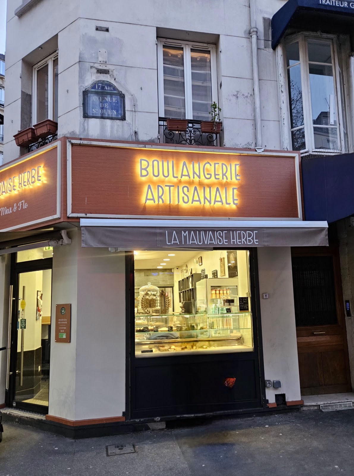 Boulangerie Pâtisserie La Mauvaise Herbe: the place