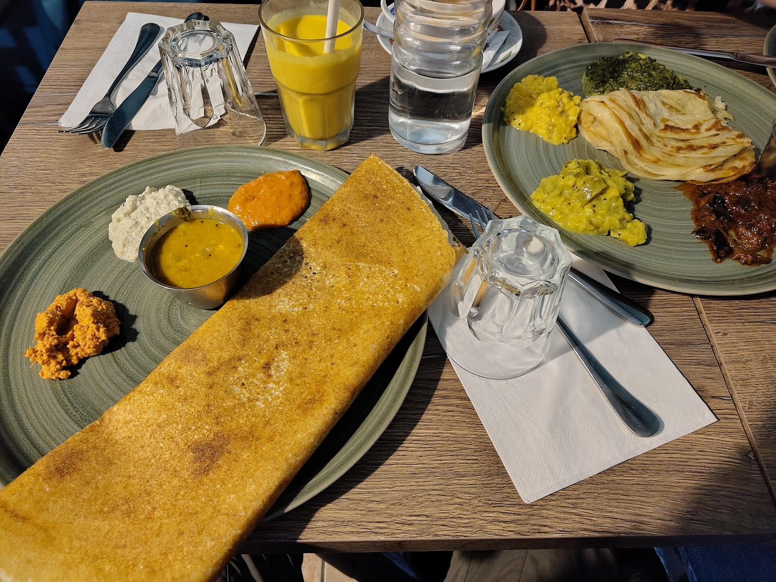 Le Petit Veg: food & drinks