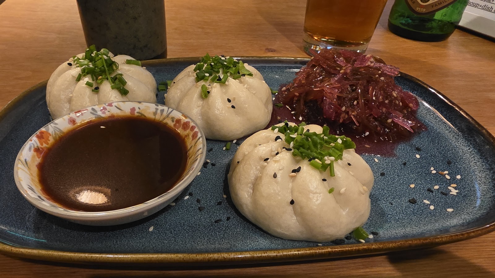 No Bones Vegan Food: food & drinks