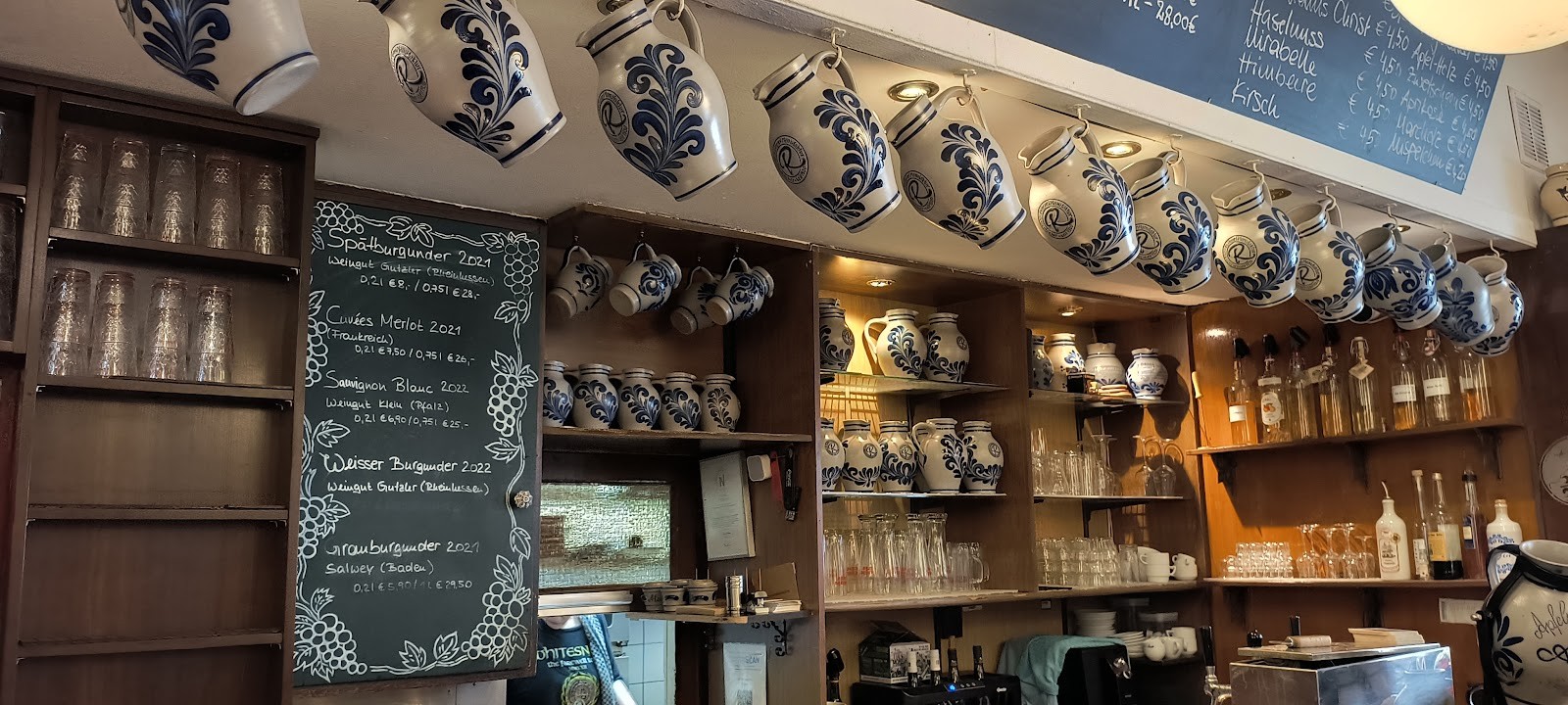 Apfelweinwirtschaft Atschel: the place