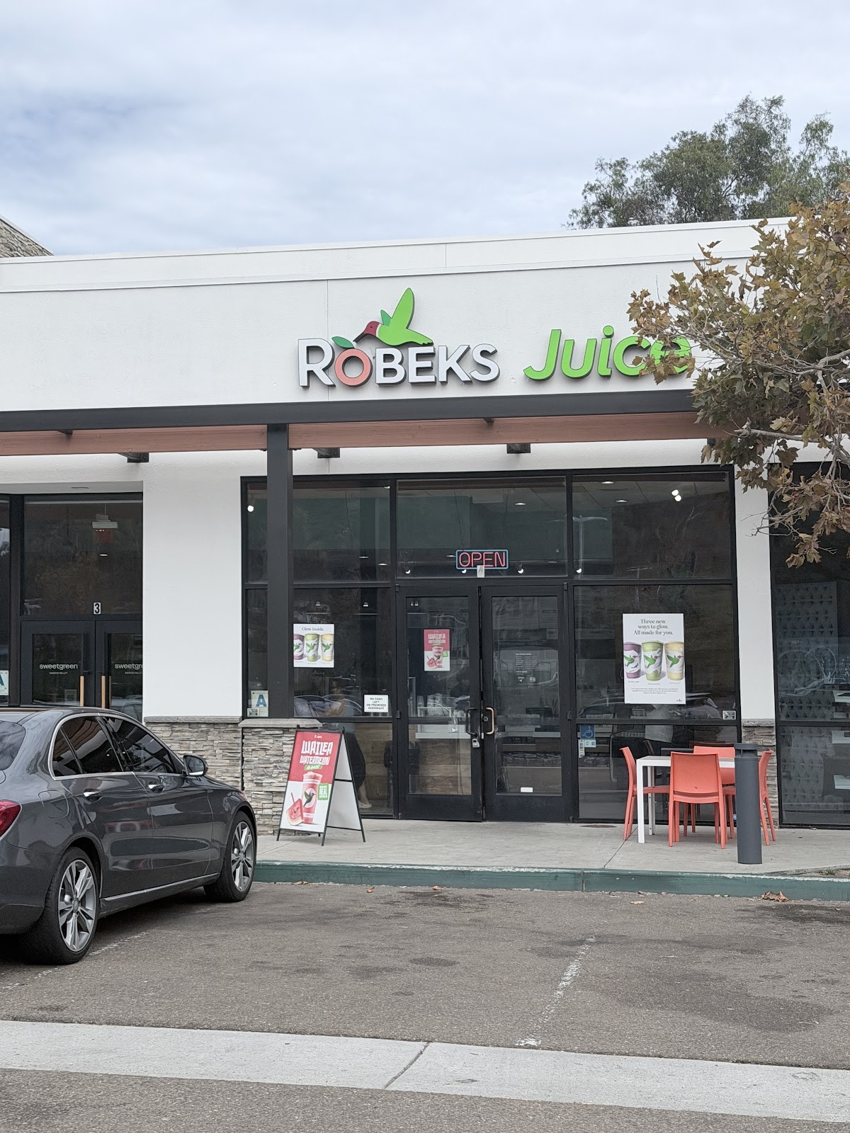 Robeks - Mission Valley: the place