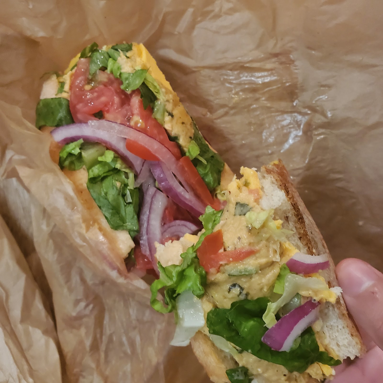 LUHV VEGAN DELI: food & drinks