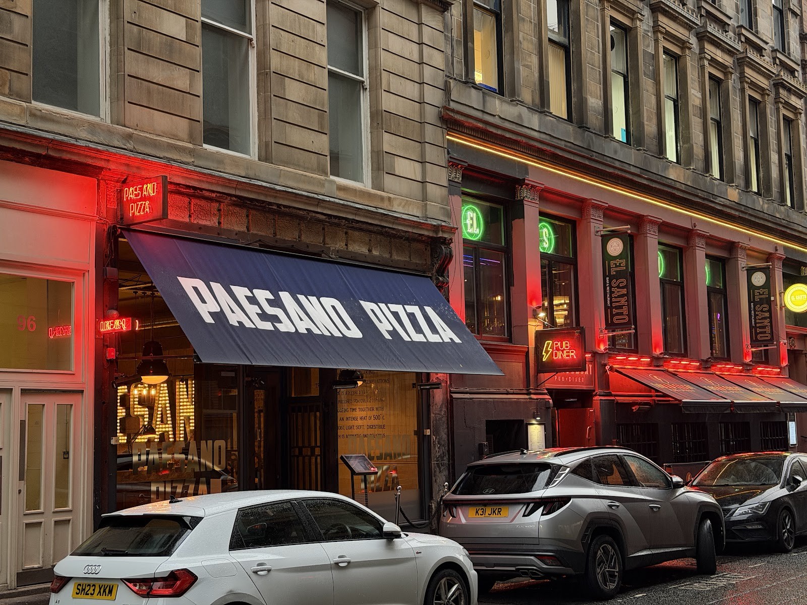 Paesano Pizza: the place