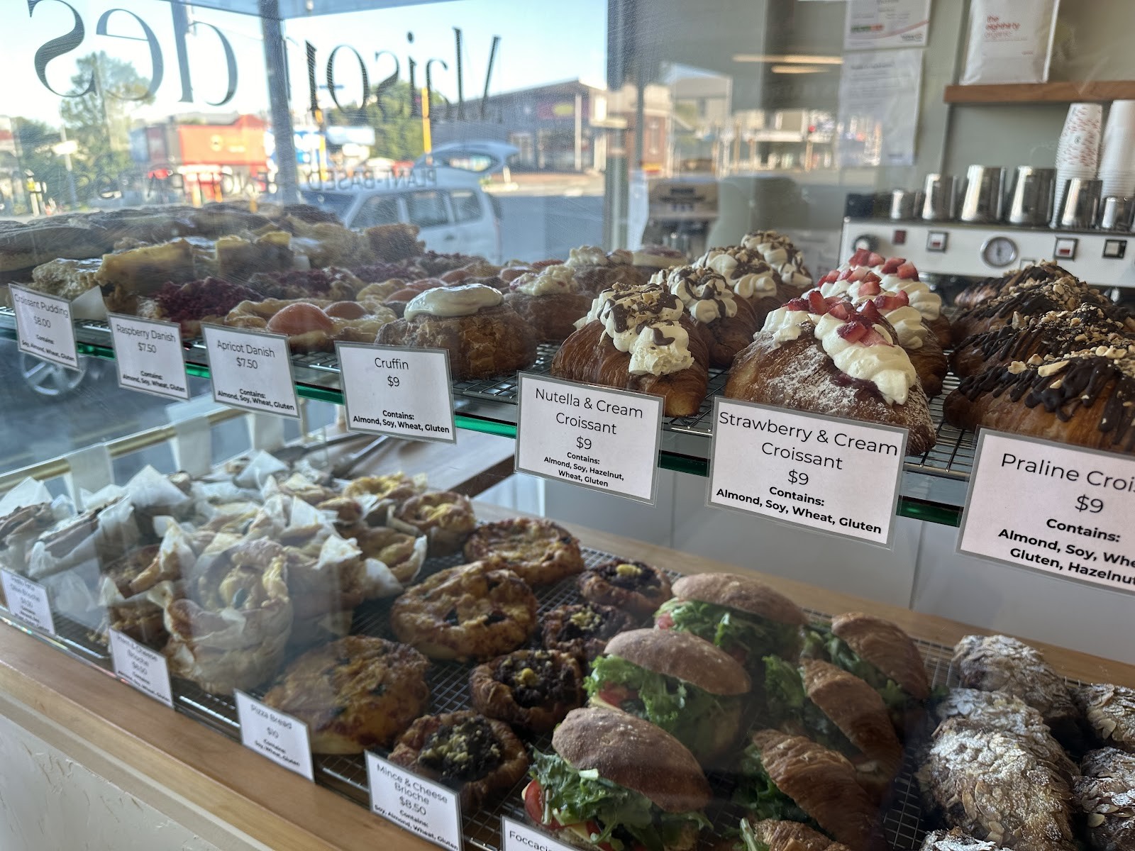 Maison des Lys Pâtisserie (Mt Eden): the place