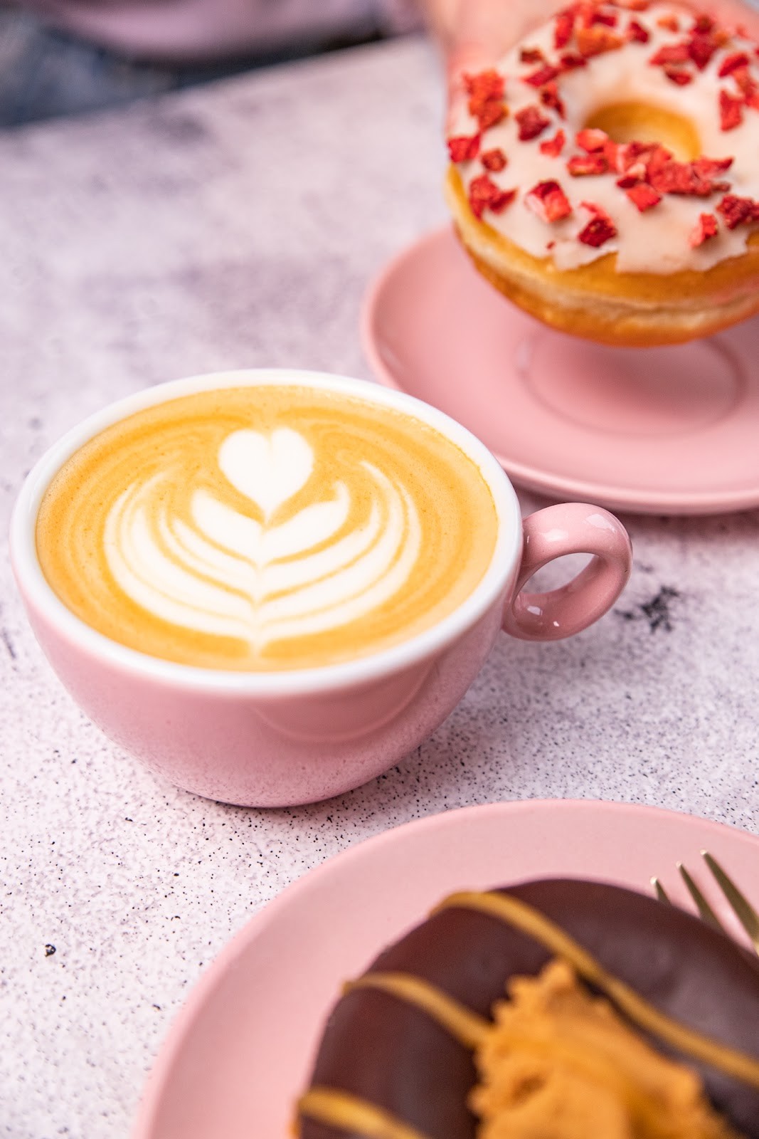 Brammibal's Donuts: food & drinks