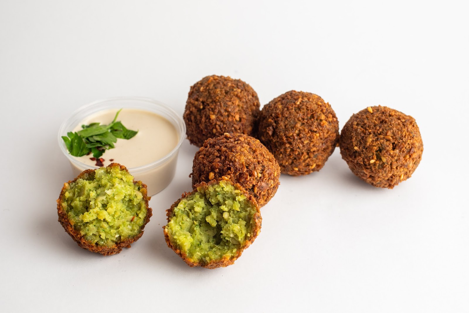 Falafel +: food & drinks