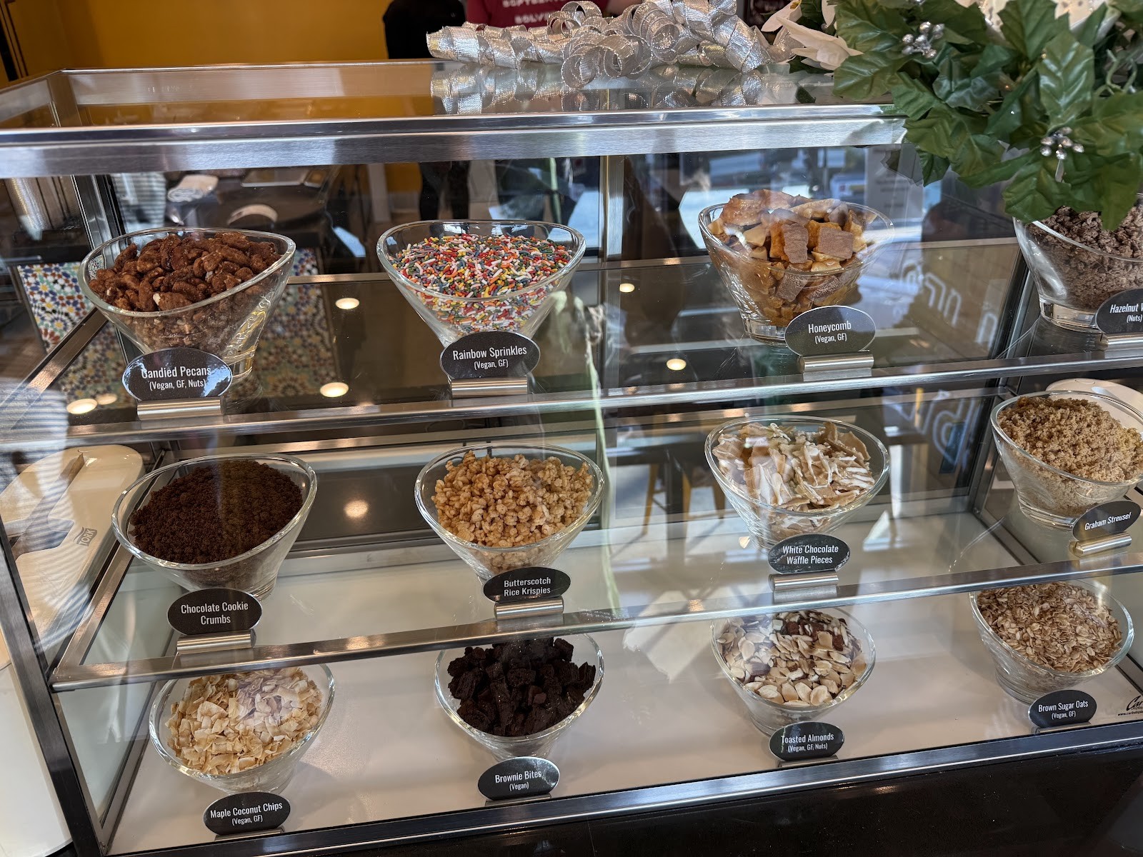 Magpies Softserve: the place