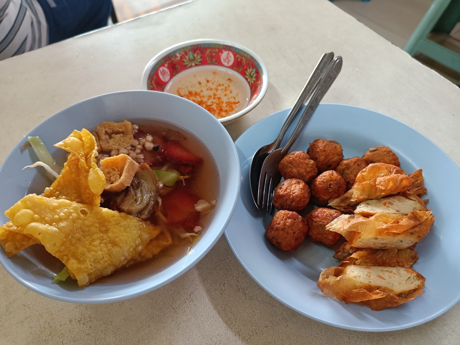Nich Vegetarian Food: food & drinks