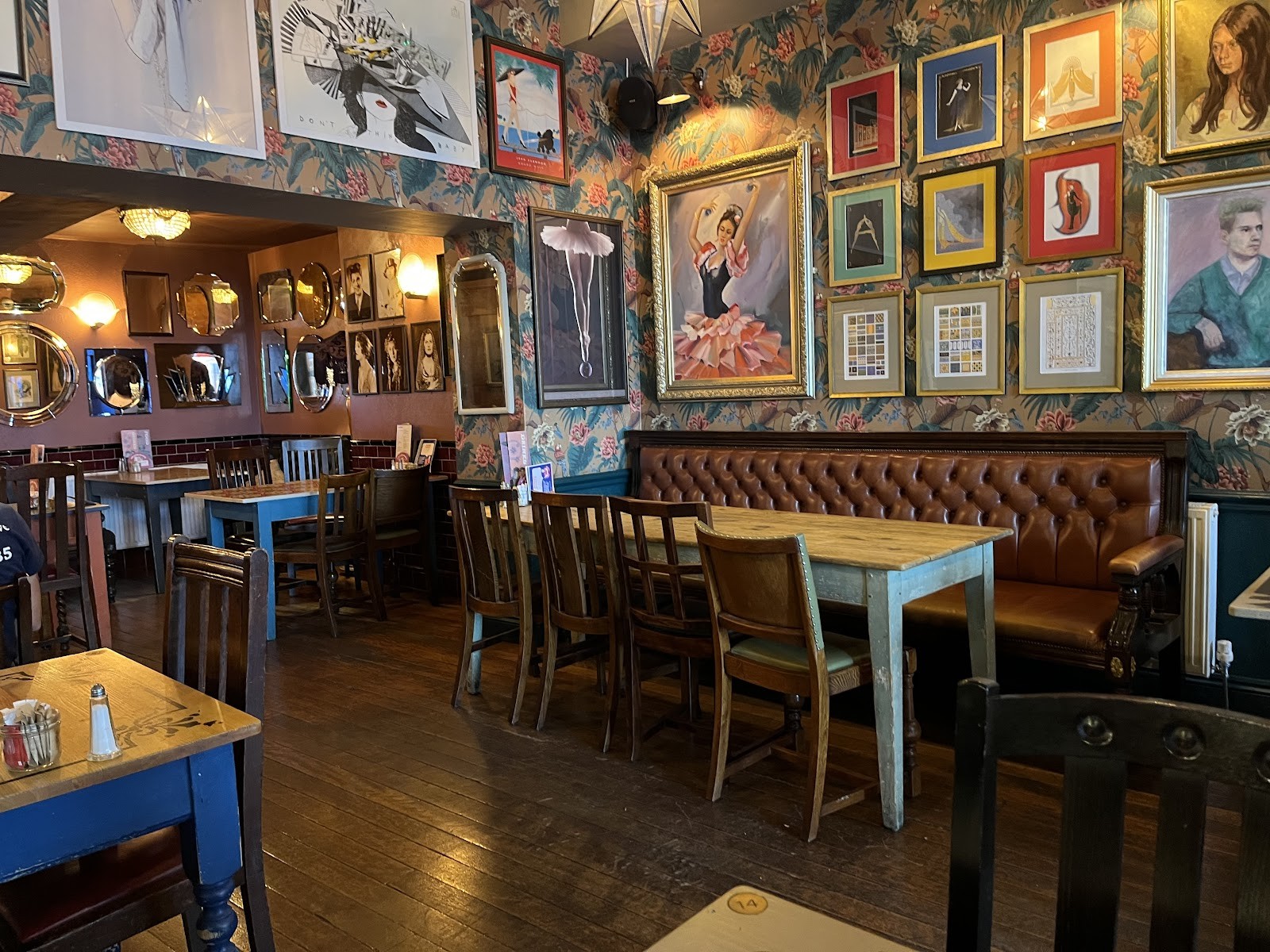 Modelo Lounge: the place