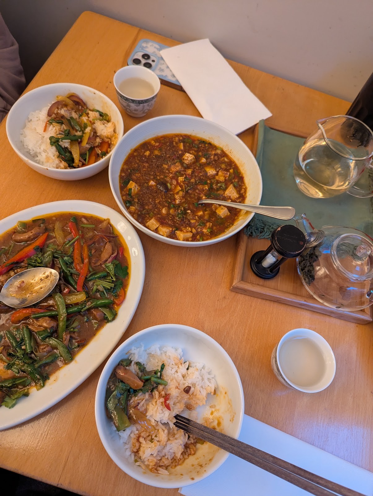 Lao Wai: food & drinks