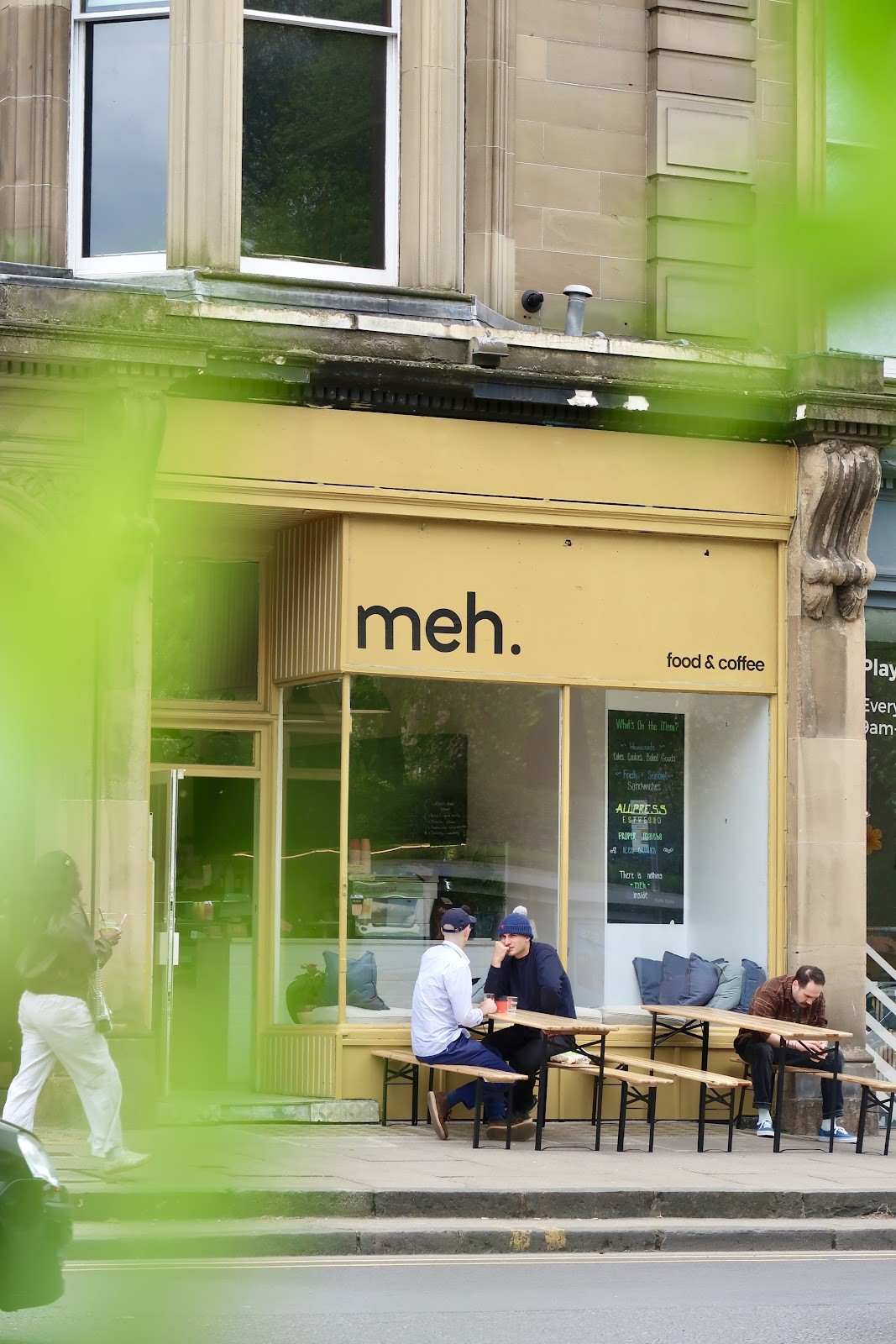 Meh Cafe: the place